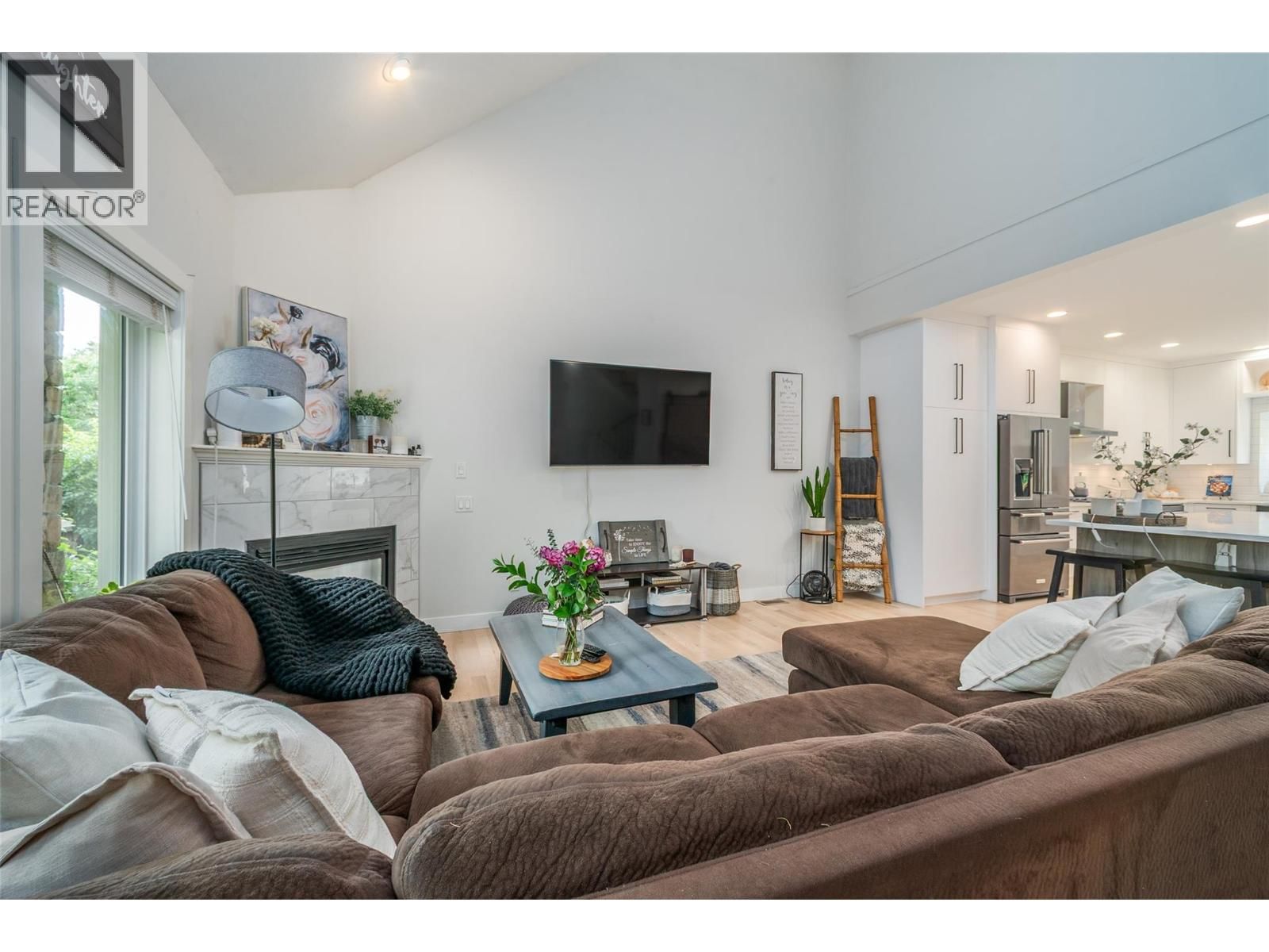 106 - 690 LEQUIME ROAD Image 9