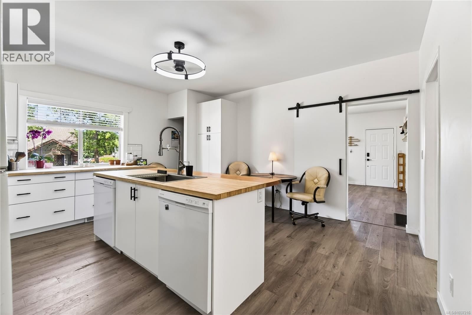 203 Prideaux Street property photo