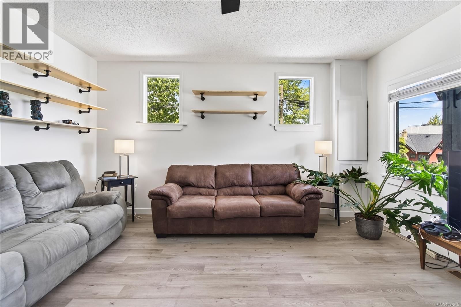 203 Prideaux Street property photo