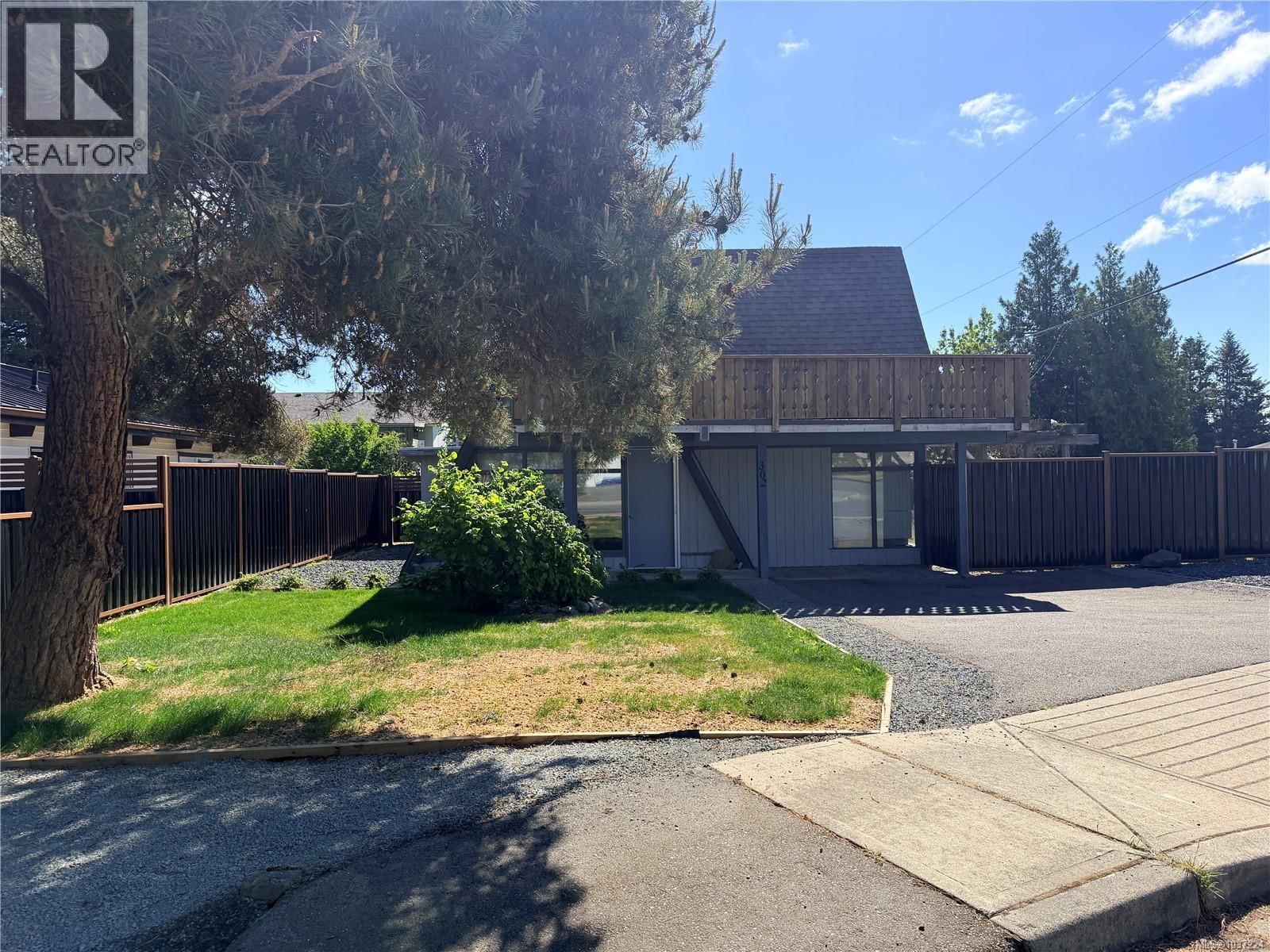 302 Willow Street property photo