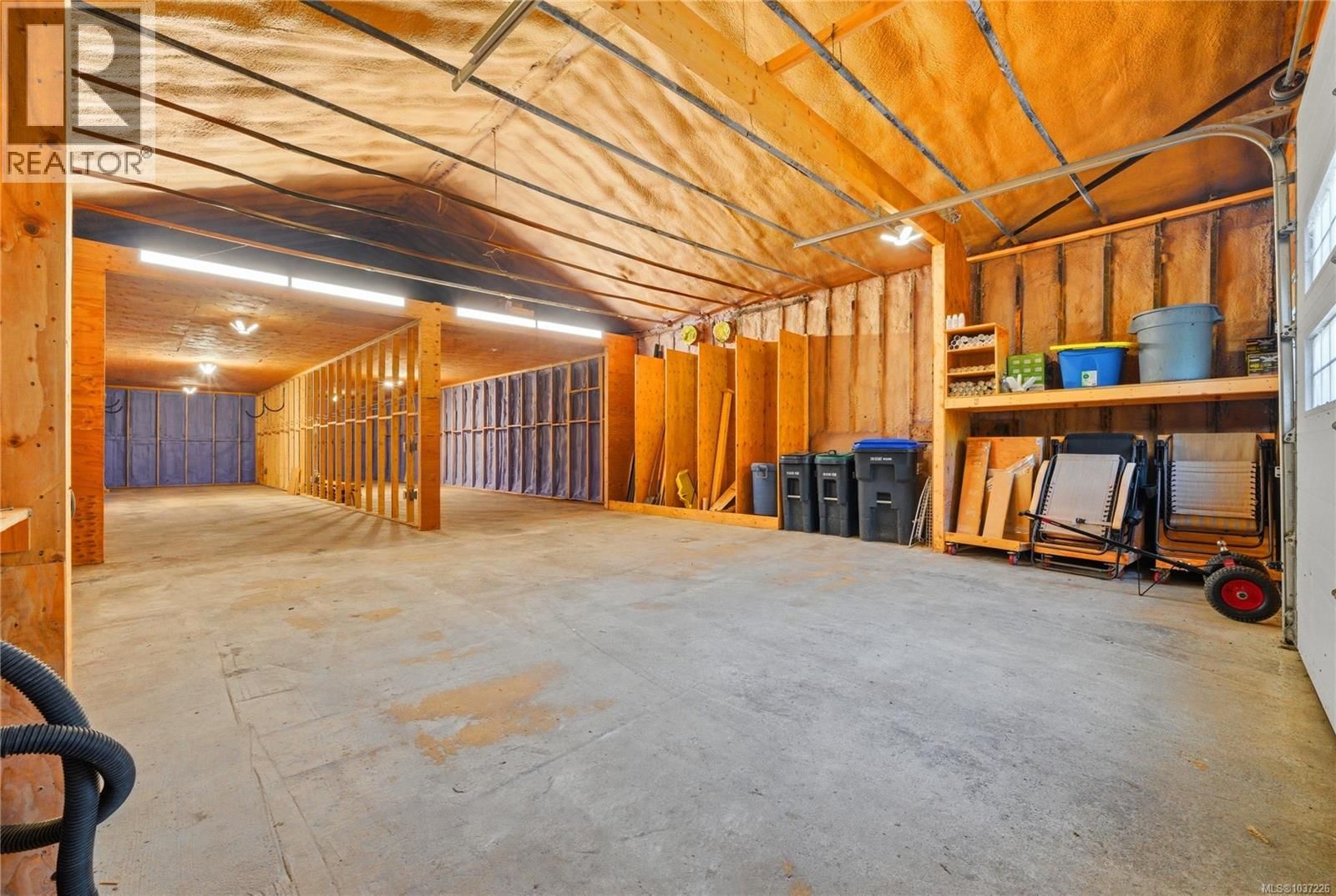 1935 Waring Road property photo