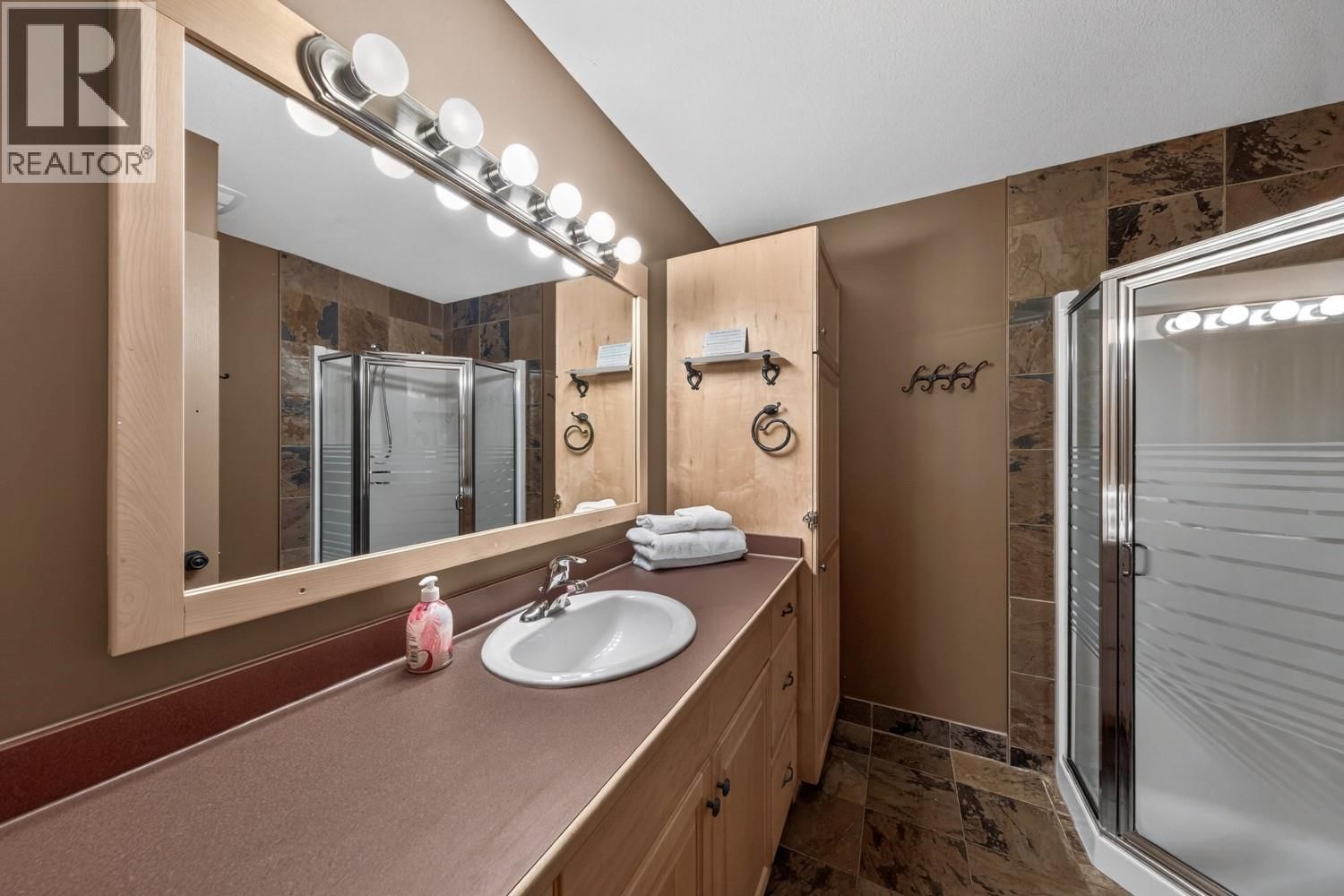 860 TIMBERMONT ROAD Image 35