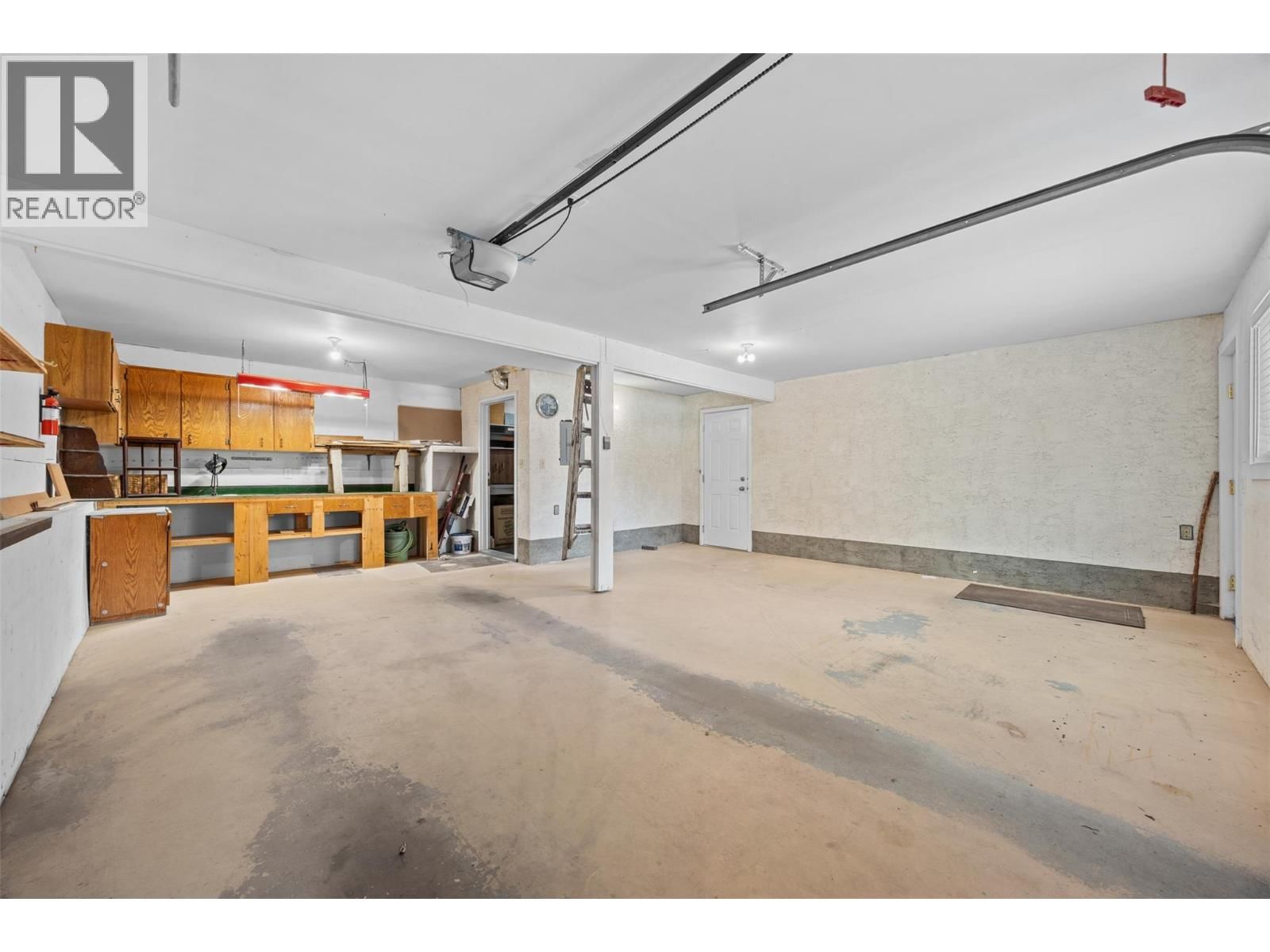 645 MARK ROAD Image 34