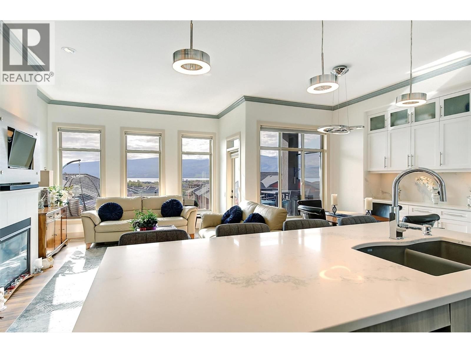 2135 MADERA COURT Image 10