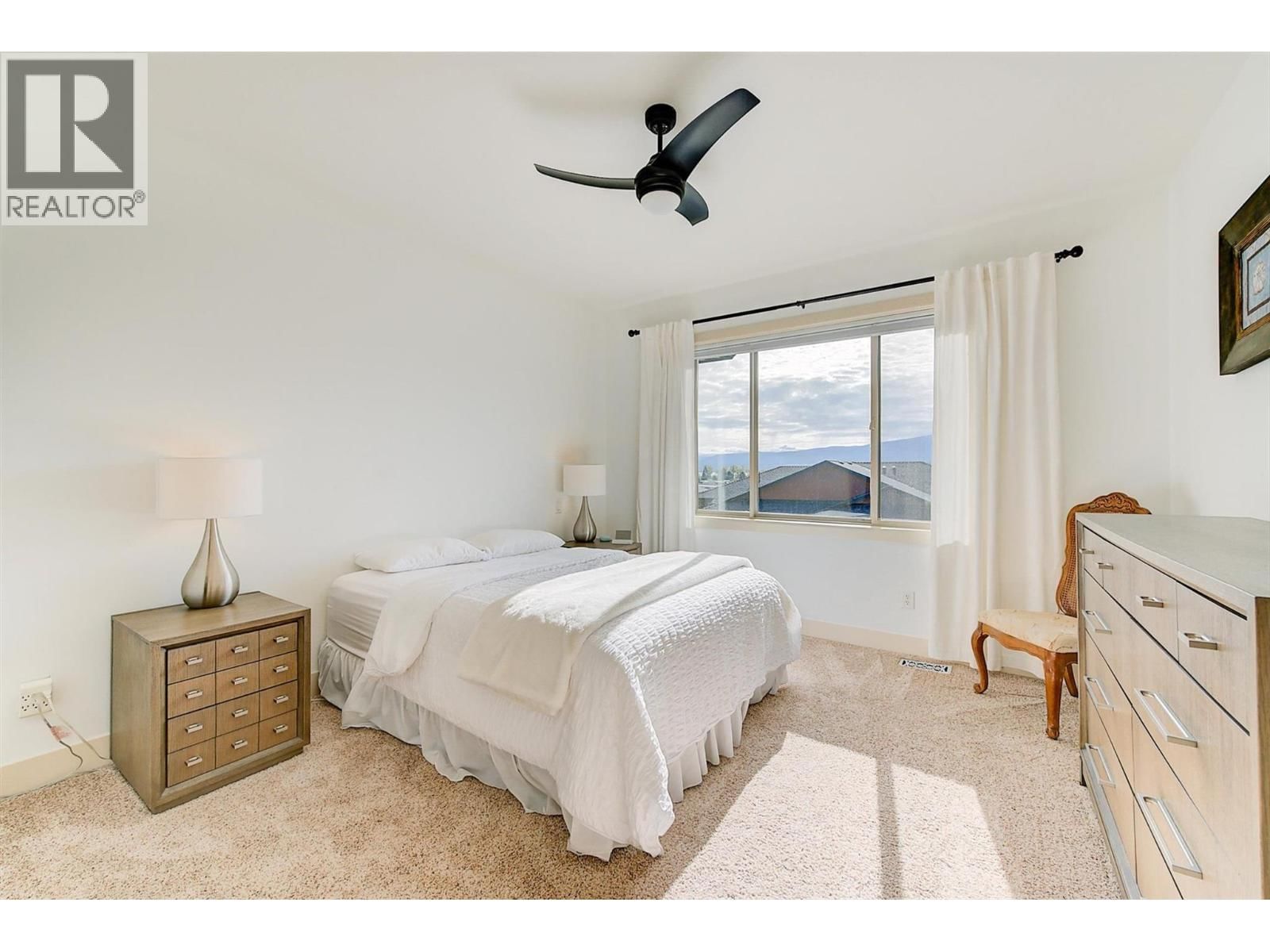 2135 MADERA COURT Image 20