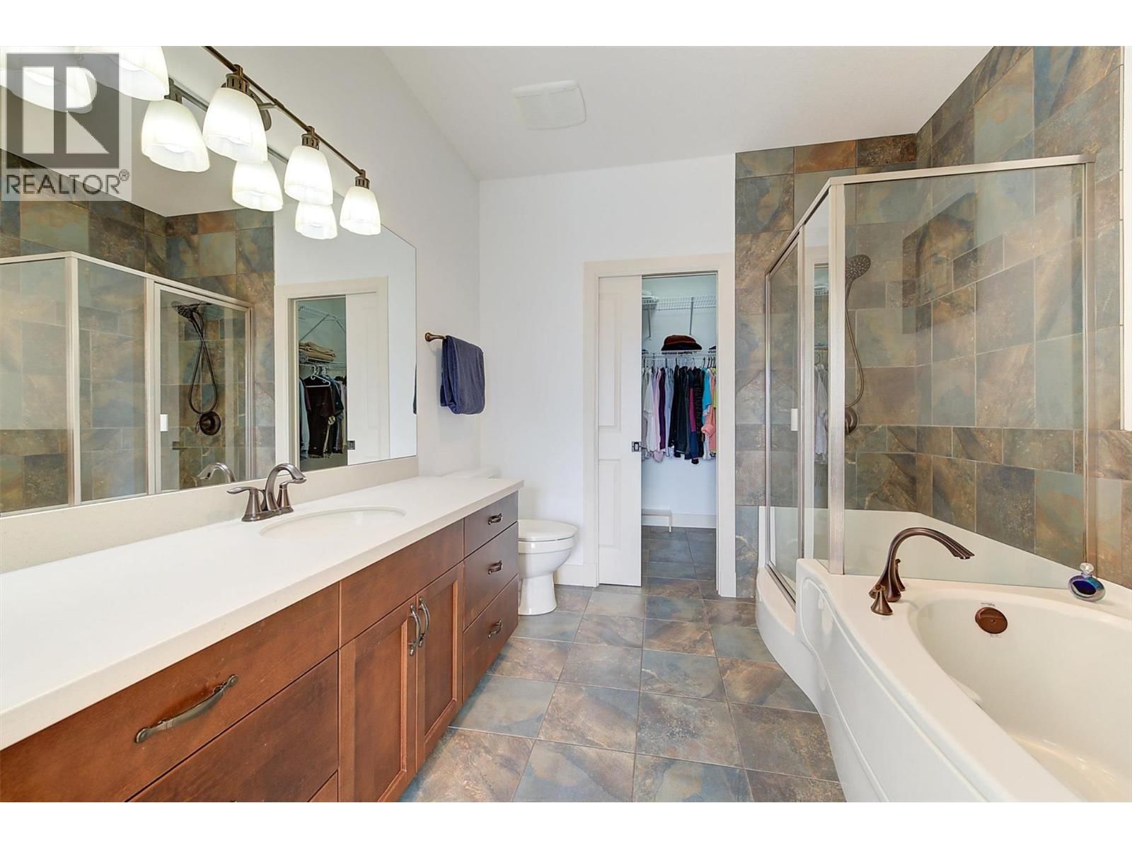 2135 MADERA COURT Image 23