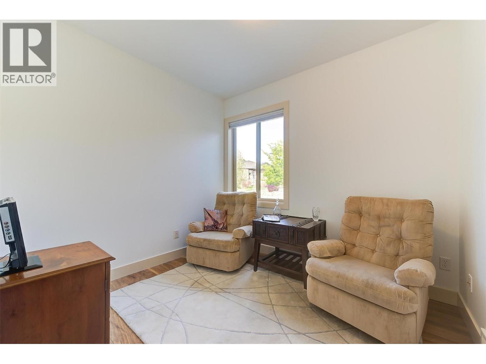 2135 MADERA COURT Image 27