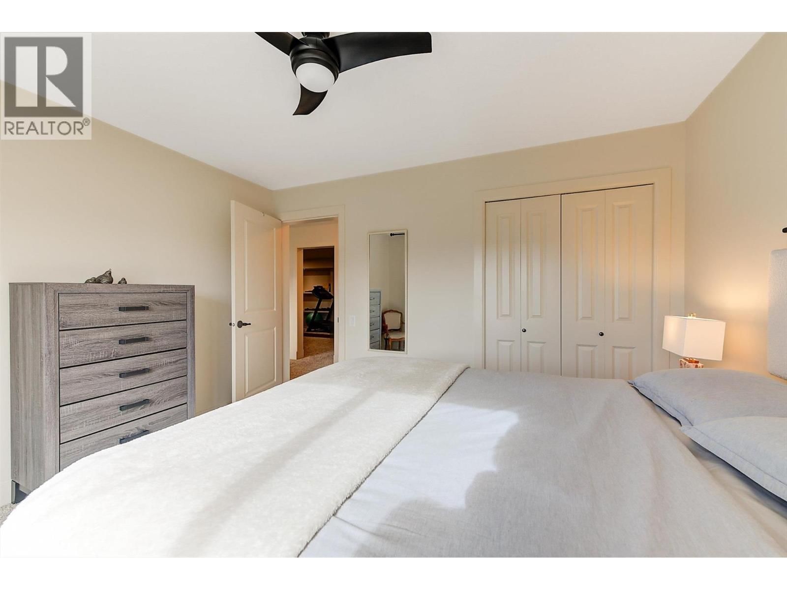 2135 MADERA COURT Image 35