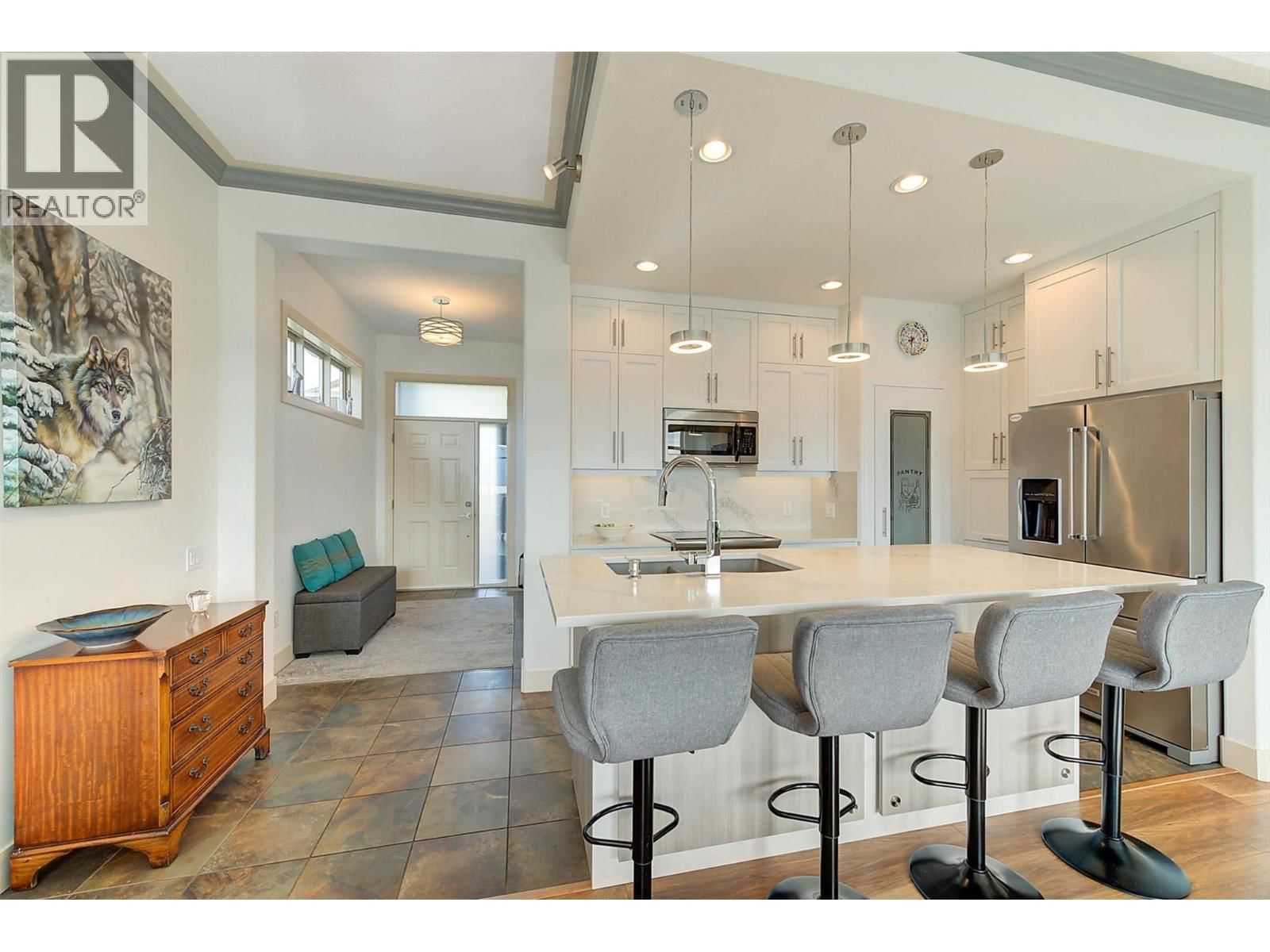 2135 MADERA COURT Image 4