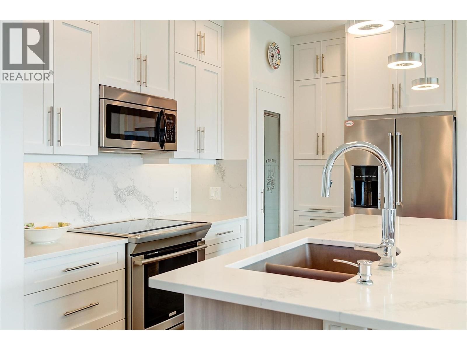 2135 MADERA COURT Image 6