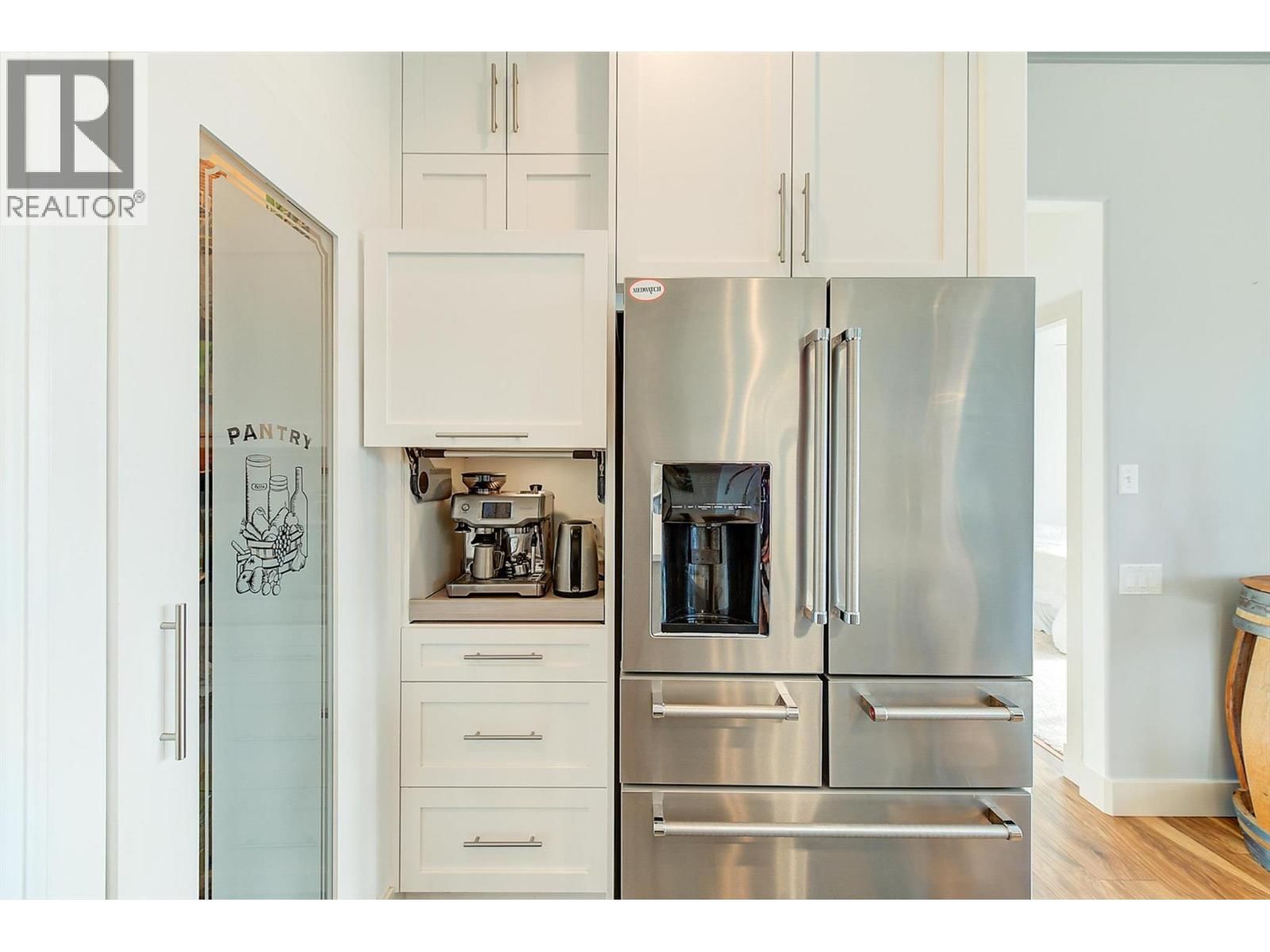 2135 MADERA COURT Image 8