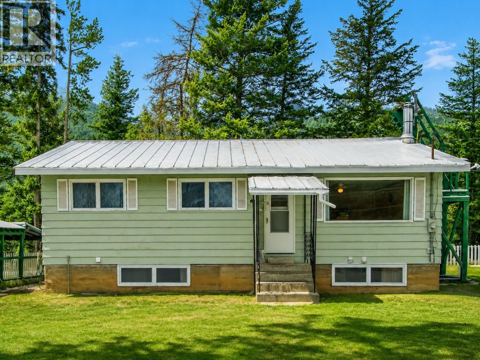 755 Michel Creek Road property photo