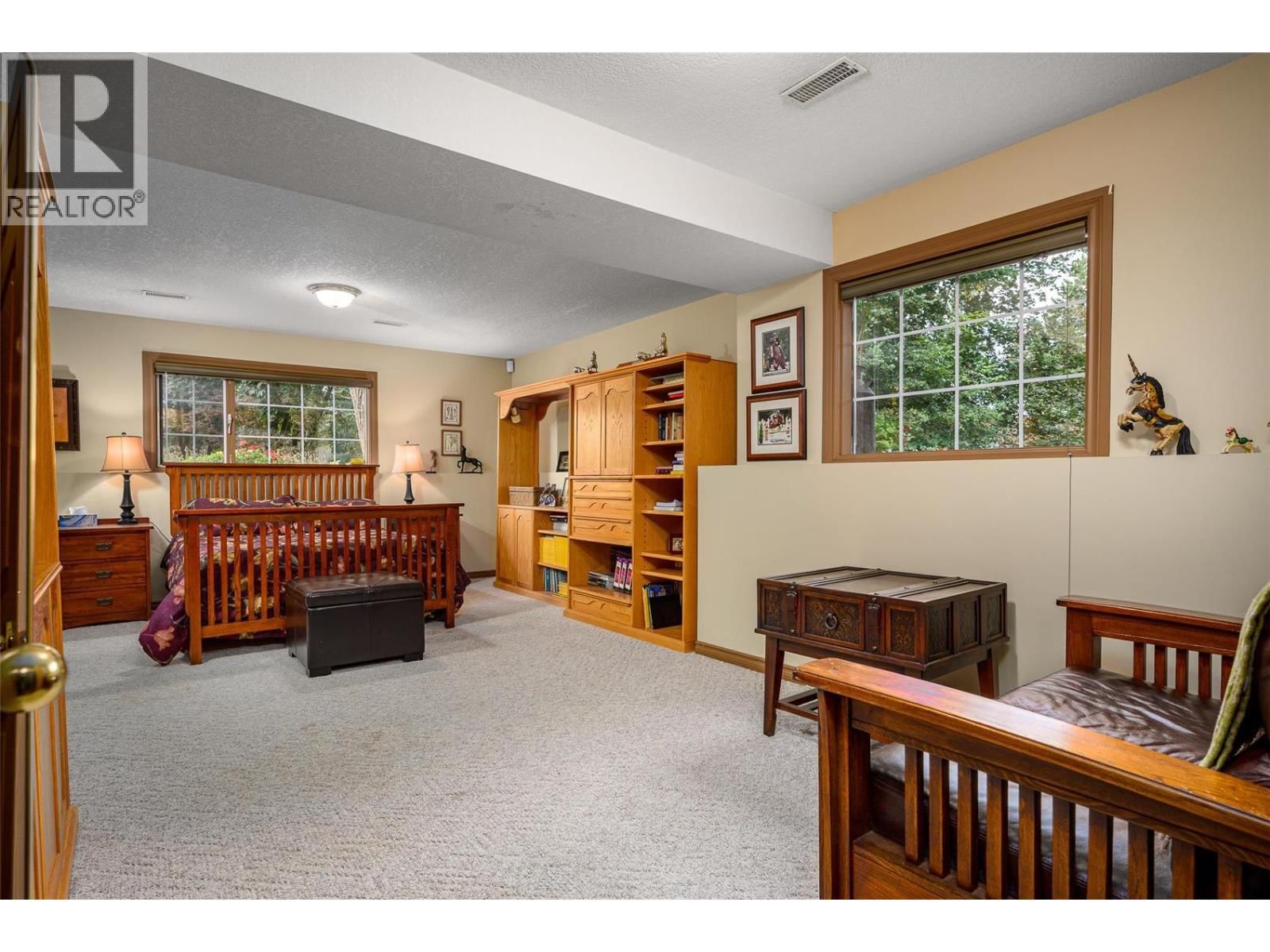 9310 KALAMALKA ROAD Image 52