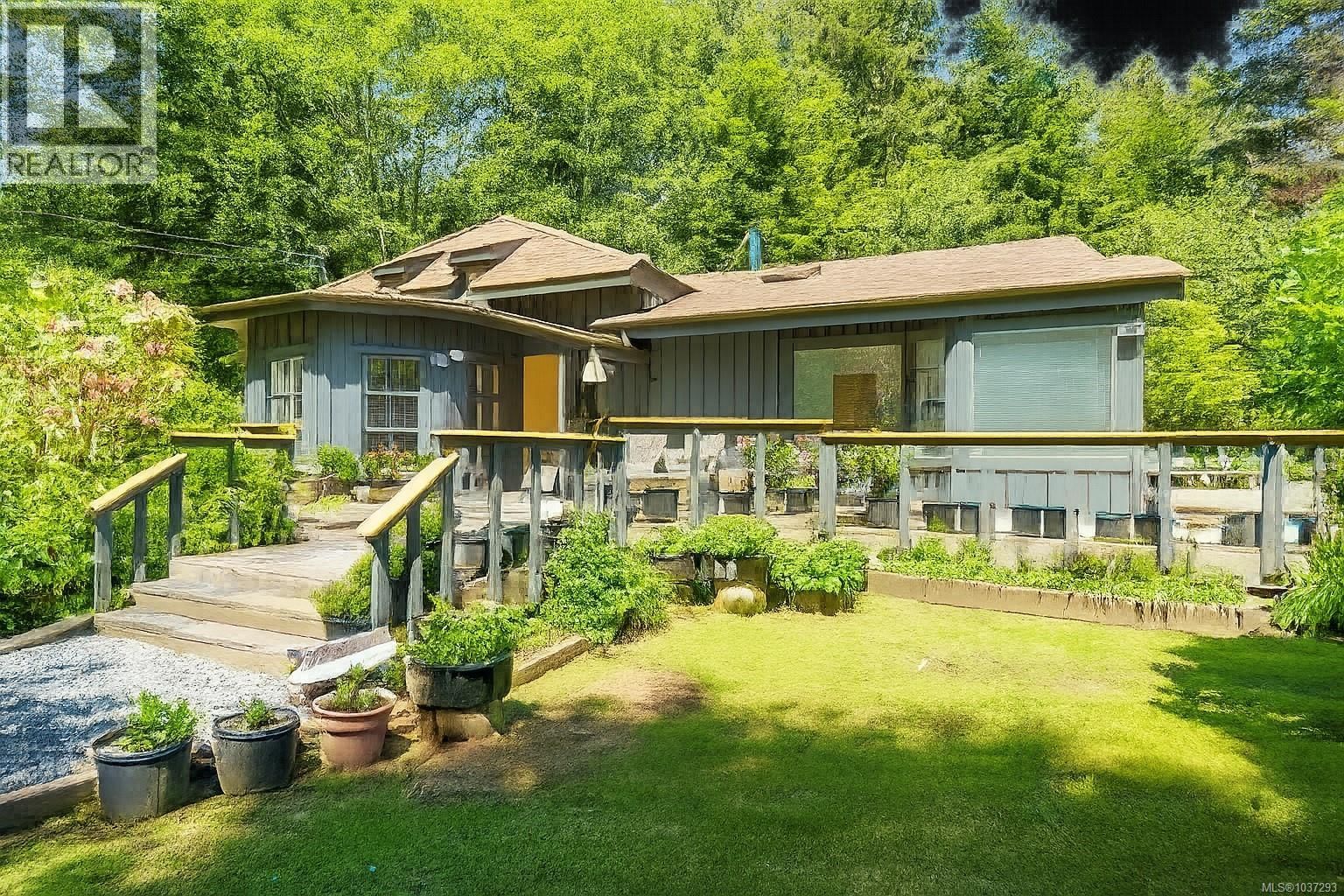 1334 Chesterman Beach Road property photo