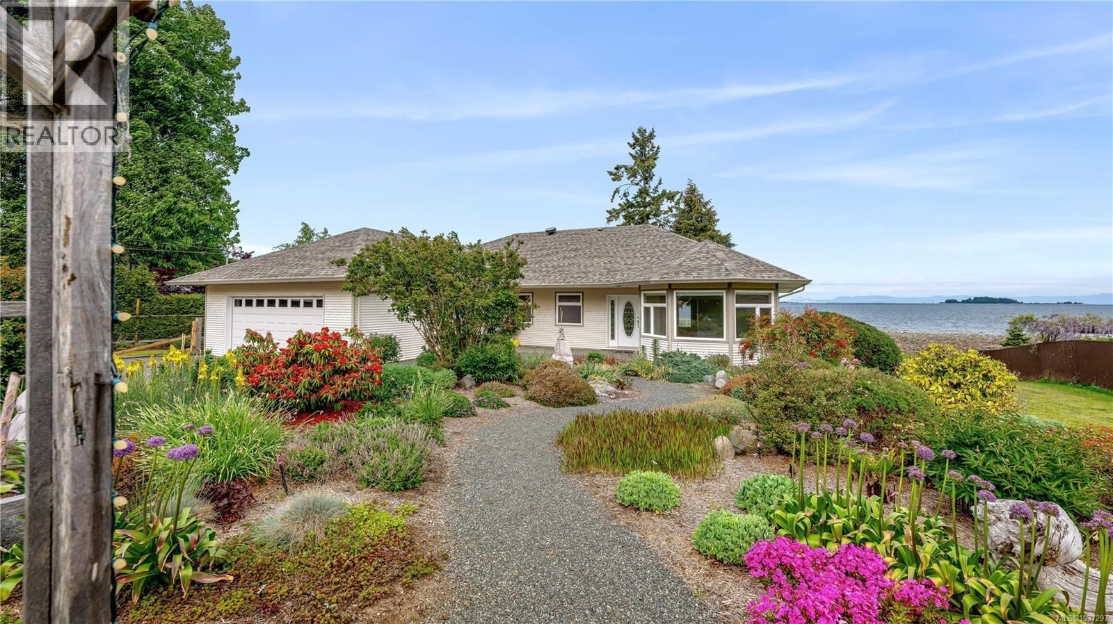 4778 Kilmarnock Drive, Courtenay, British Columbia V9N 9S5