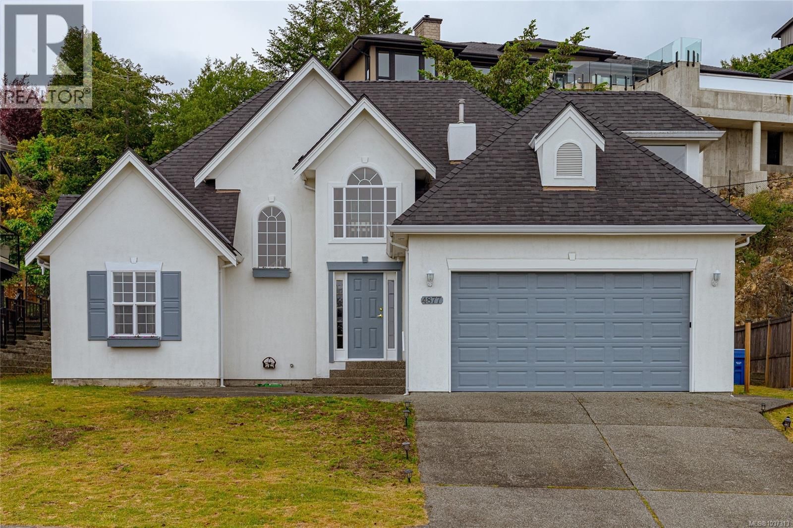 4877 Finnerty Crescent property photo