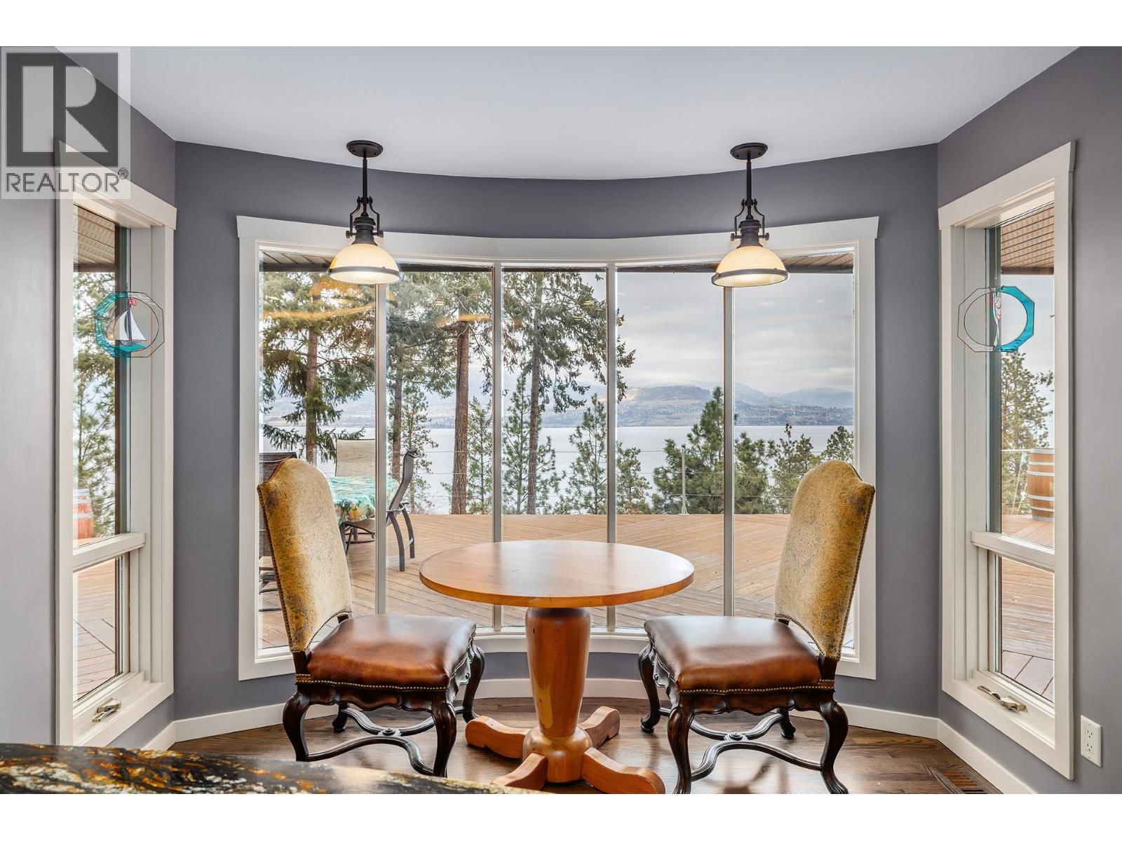 5715 LAKESHORE ROAD Image 14