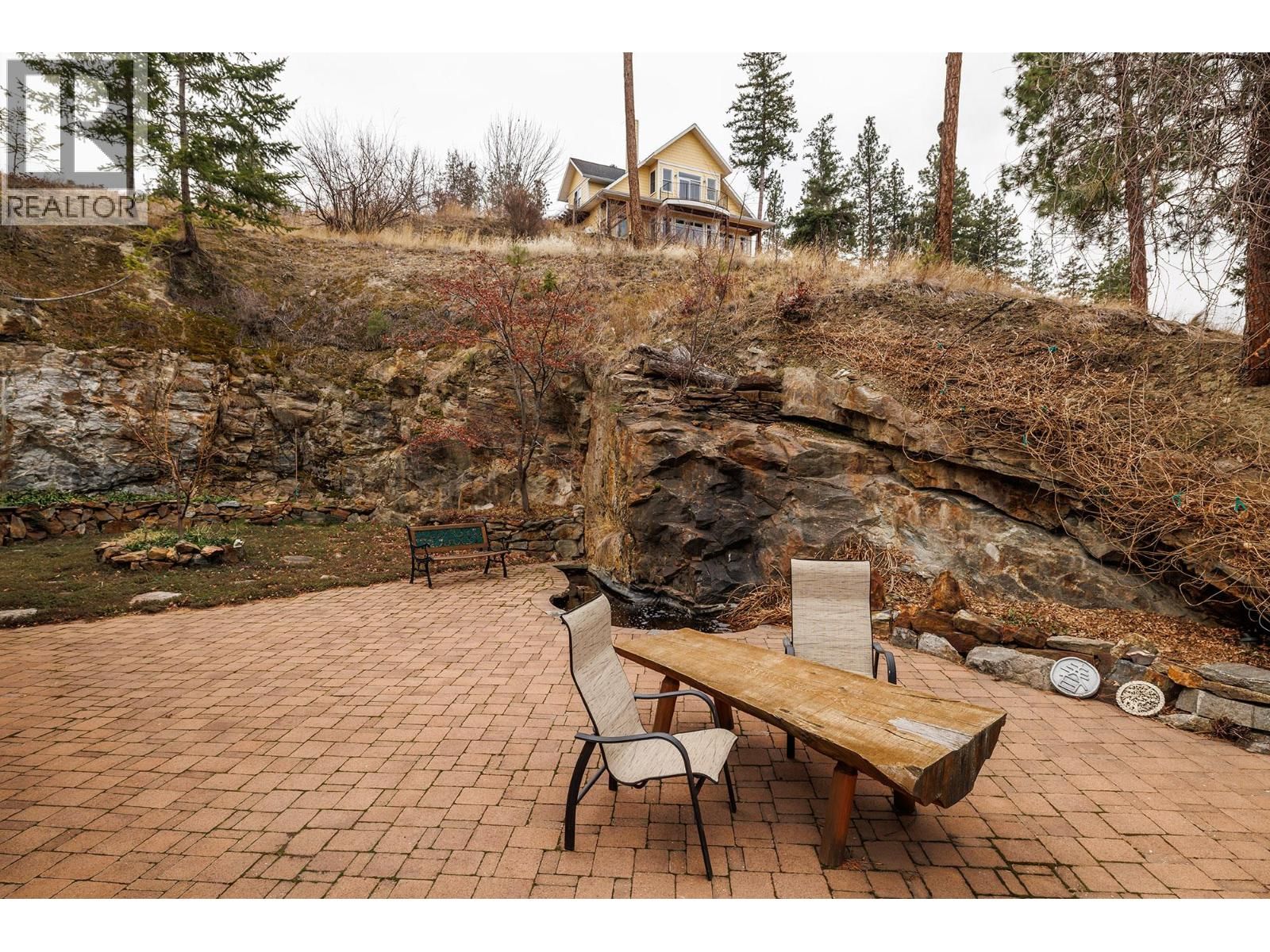 5715 LAKESHORE ROAD Image 24