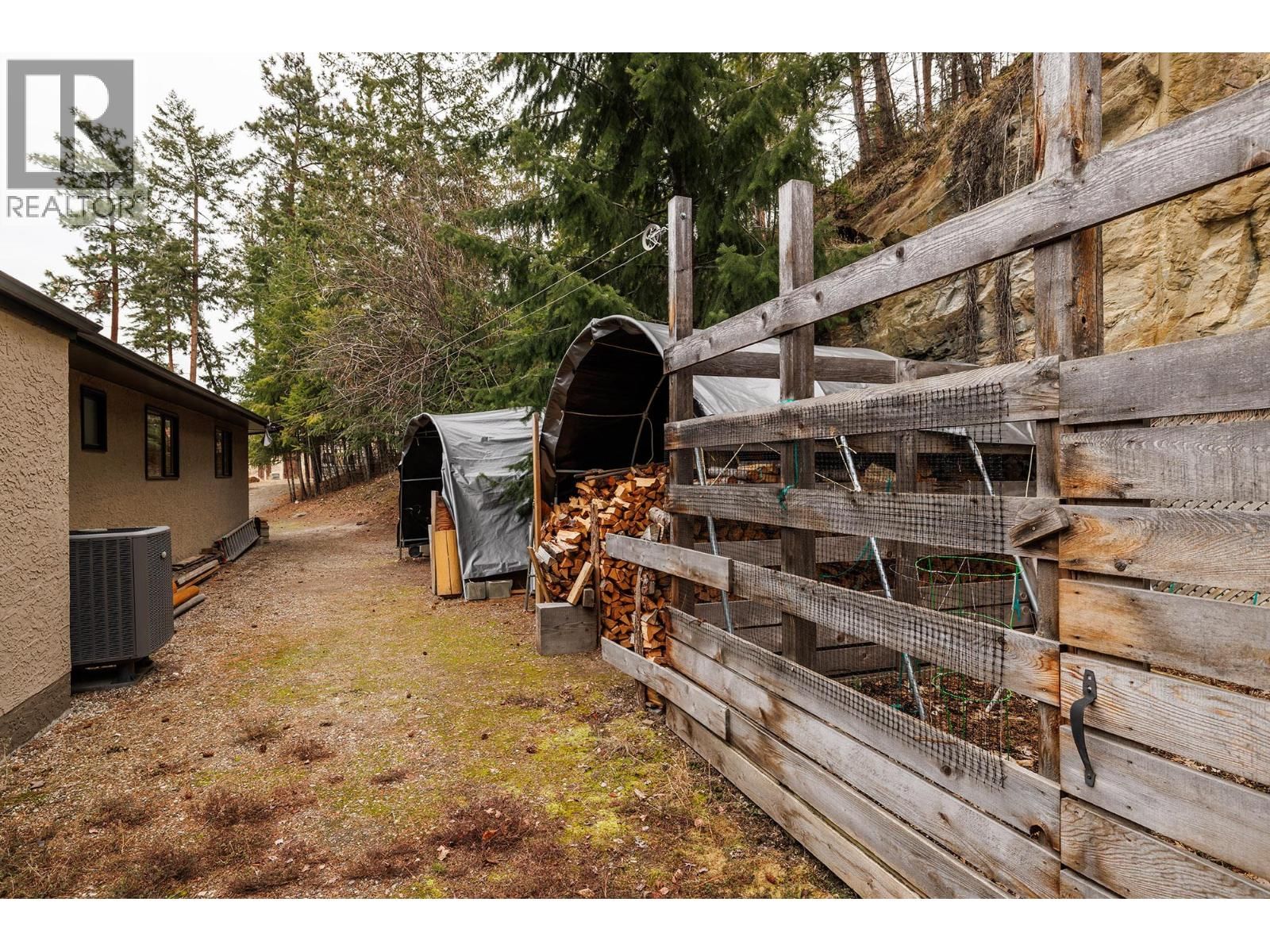 5715 LAKESHORE ROAD Image 26