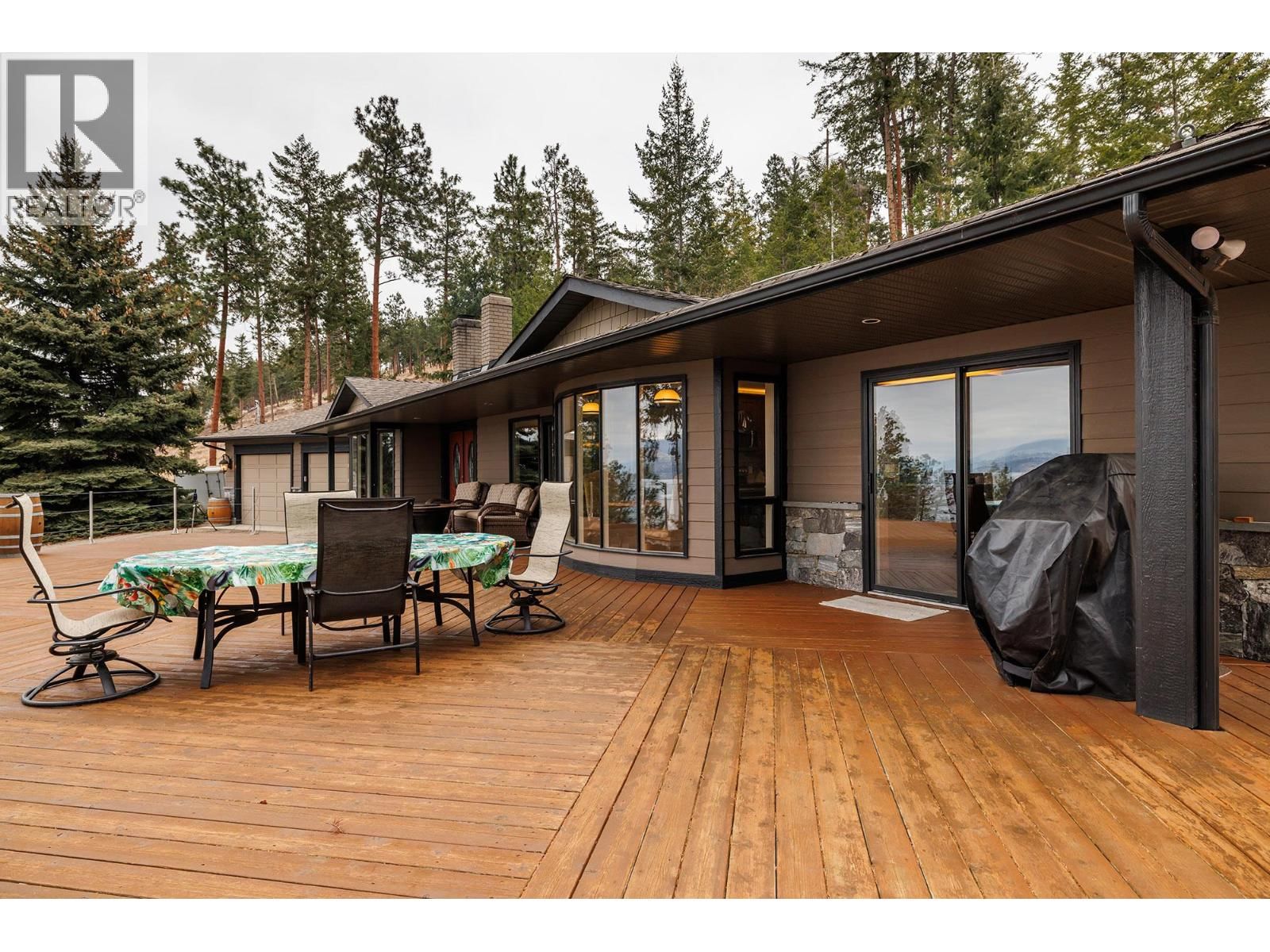 5715 LAKESHORE ROAD Image 29