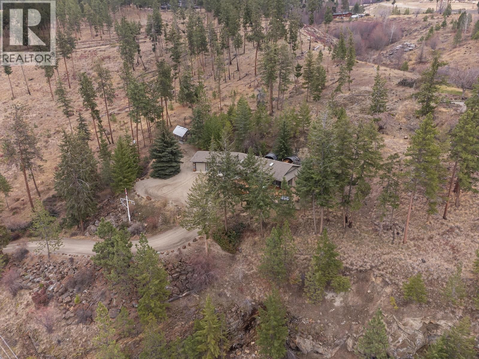 5715 LAKESHORE ROAD Image 38