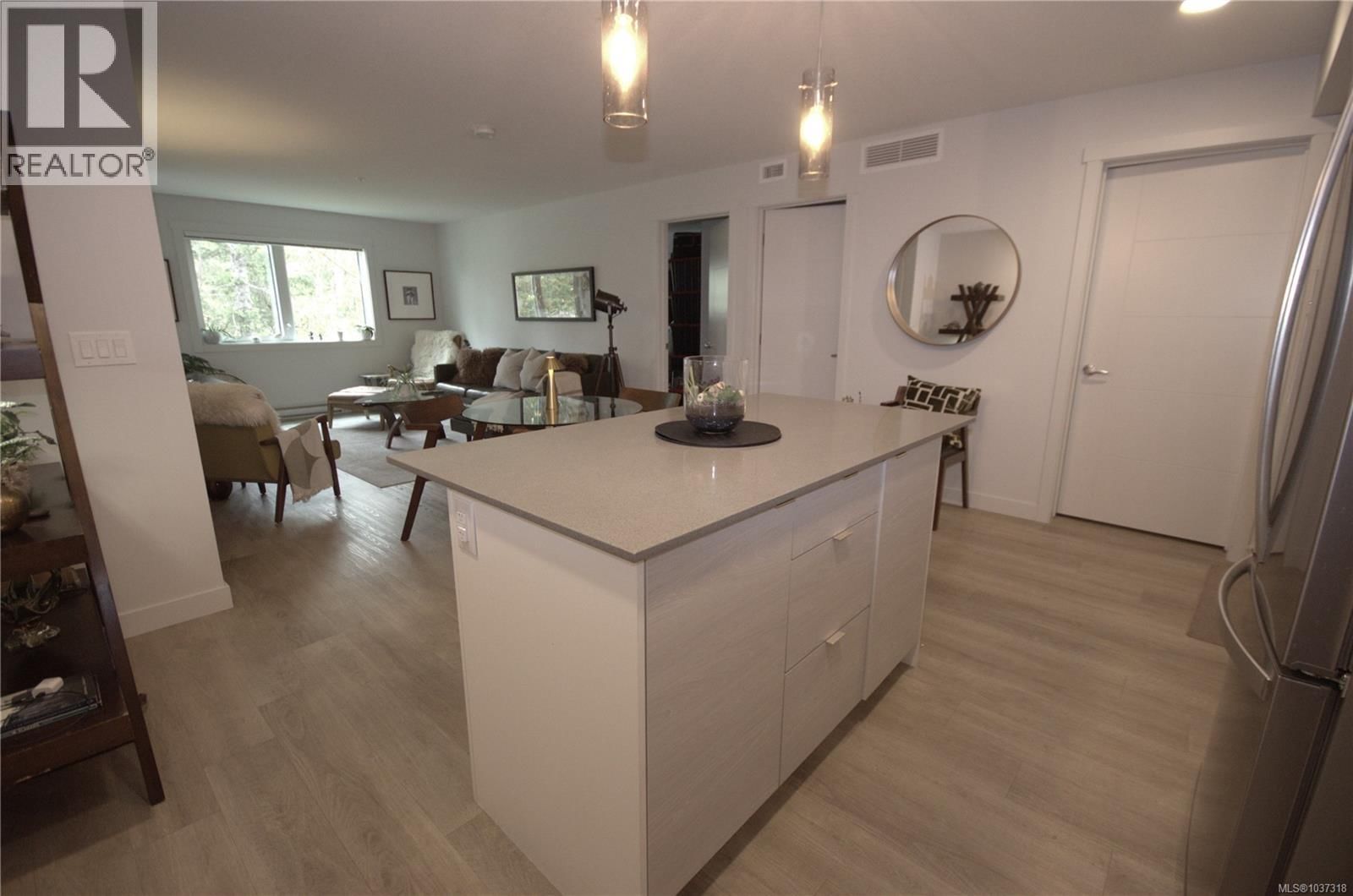 209 4820 Cedar Ridge Place property photo