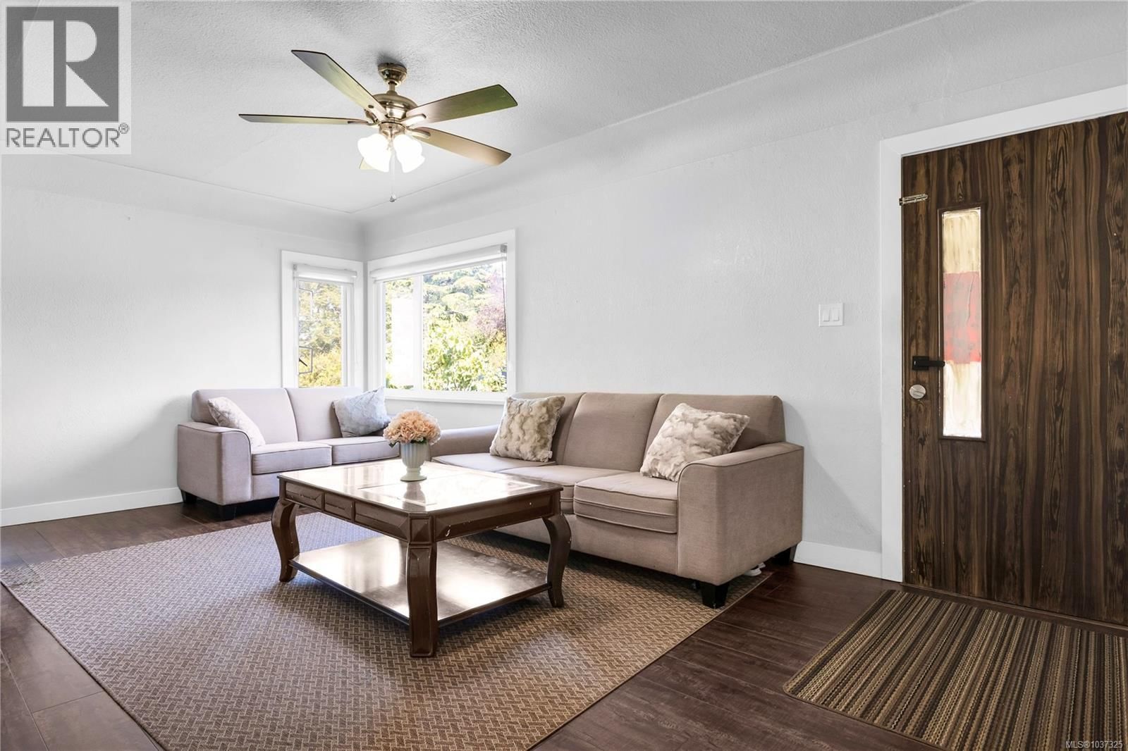 251 Sims Avenue property photo
