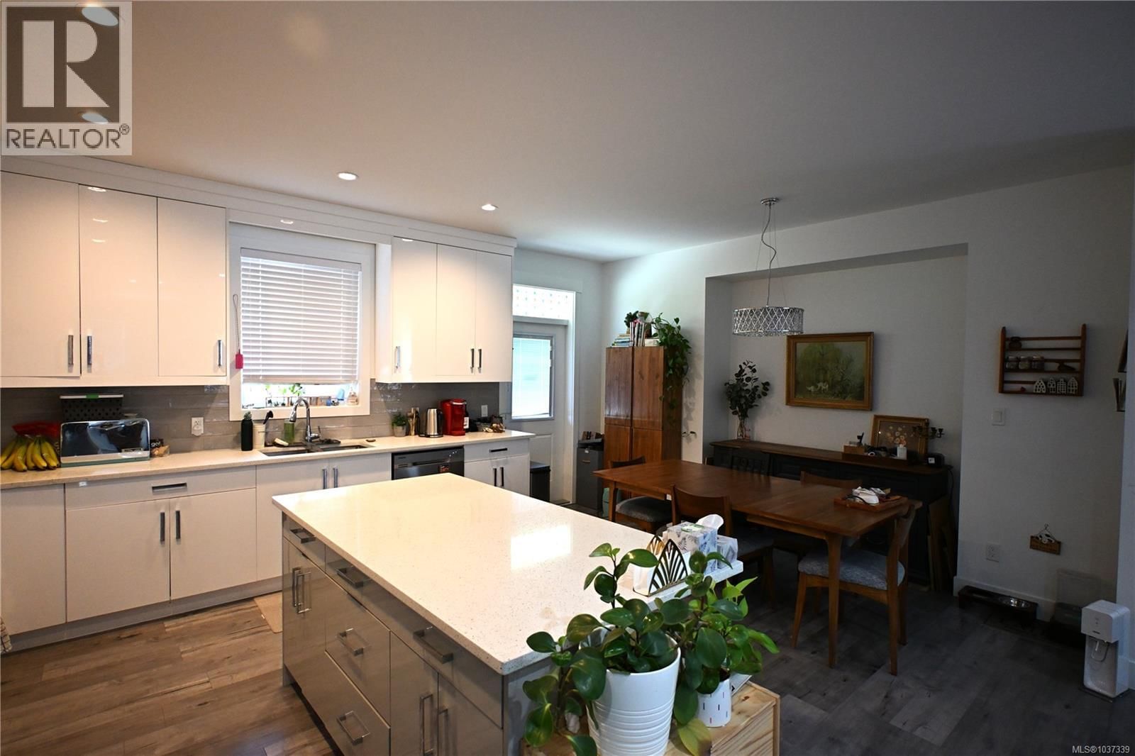1656 Roberta Road property photo
