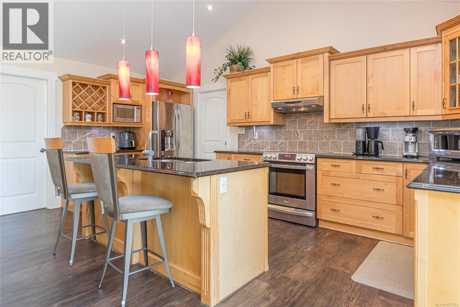 1737 Galvin Place property photo
