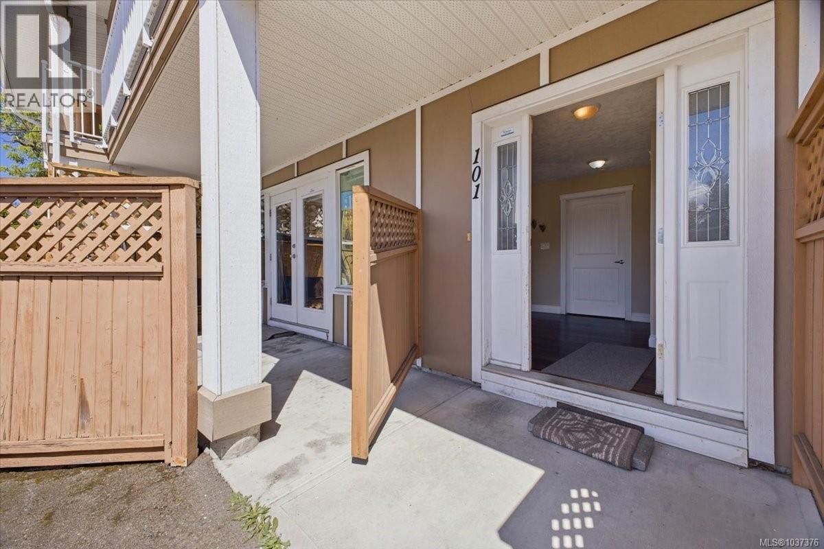 101 2510 Alexander Street property photo