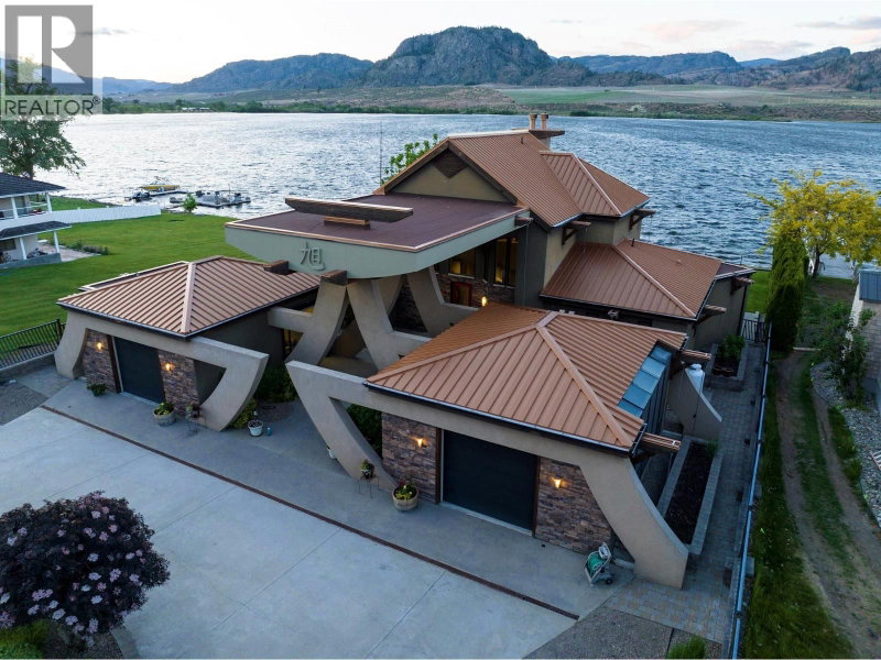 17949 87TH Street Osoyoos British Columbia, V0H 1V2 - 3 Bedrooms Waterfront Home For sale