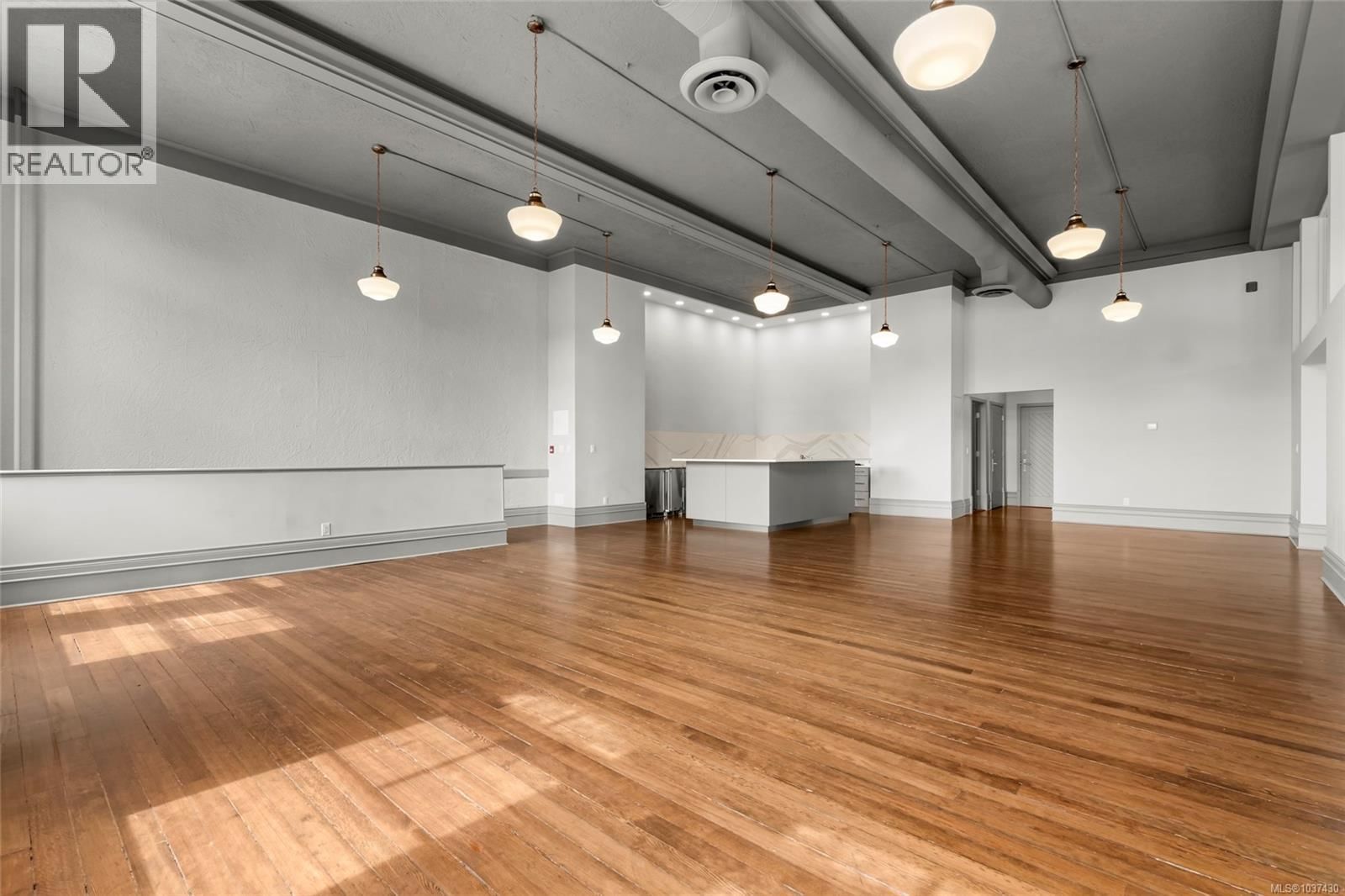 660 Johnson Street property photo