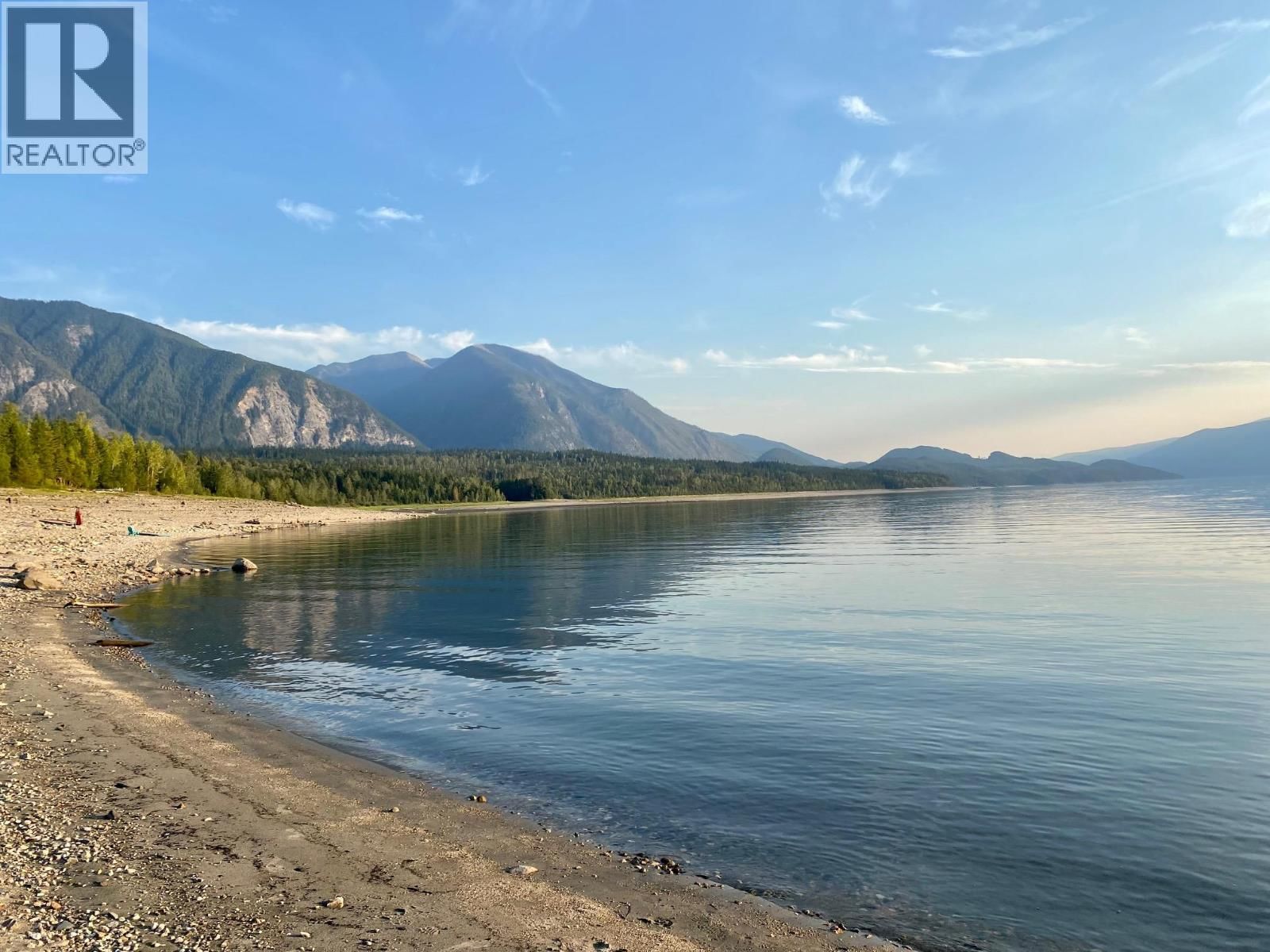 424 GALENA SHORES Drive, Galena Bay, British Columbia V0G 1R0