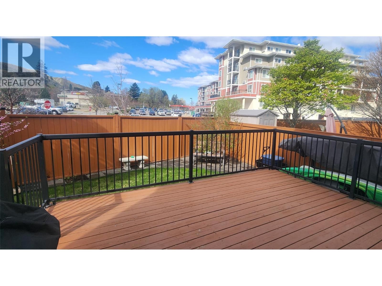 6 - 5200 DALLAS DRIVE Image 13