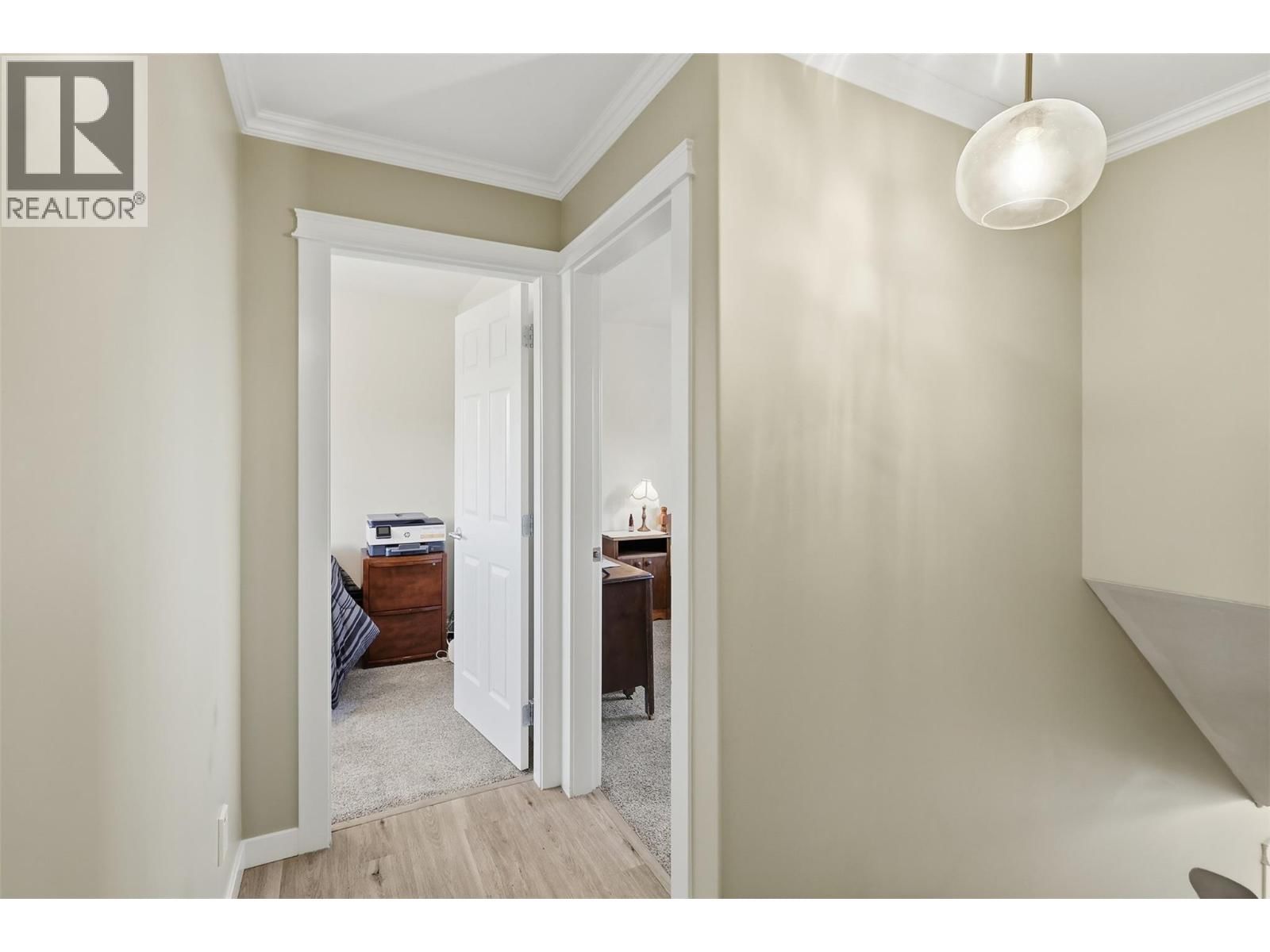 6 - 5200 DALLAS DRIVE Image 23