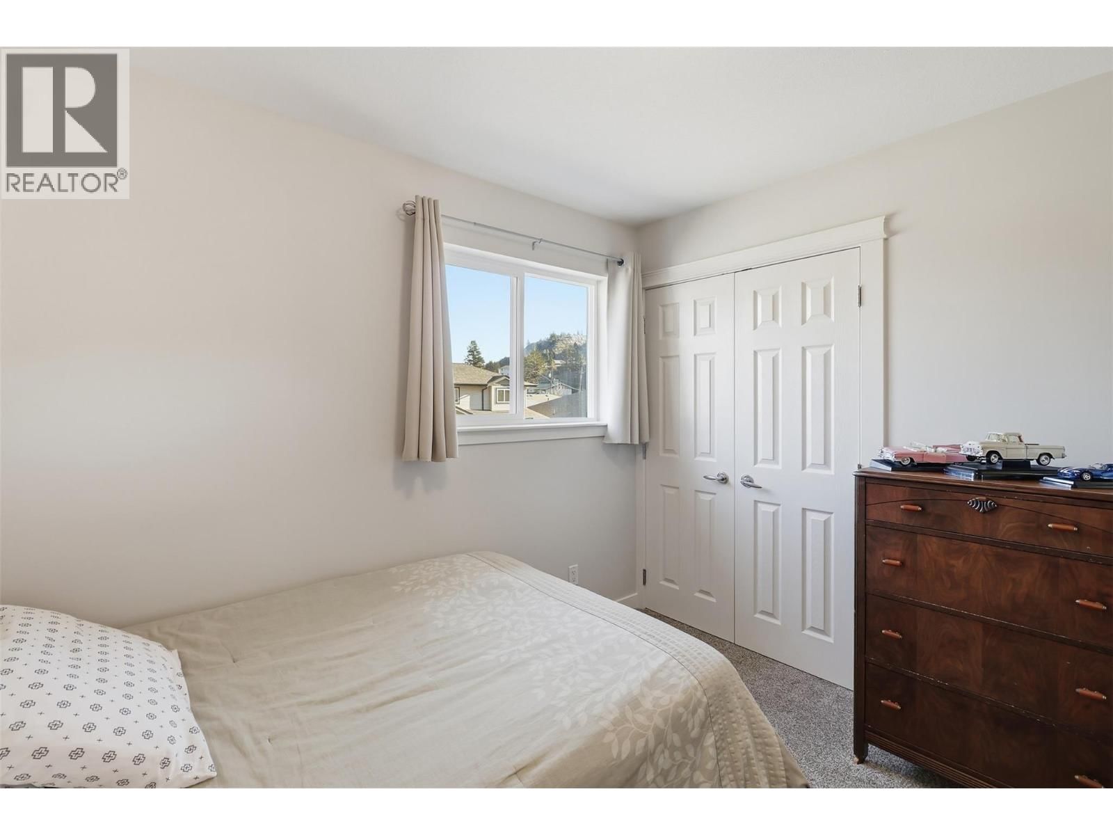 6 - 5200 DALLAS DRIVE Image 25