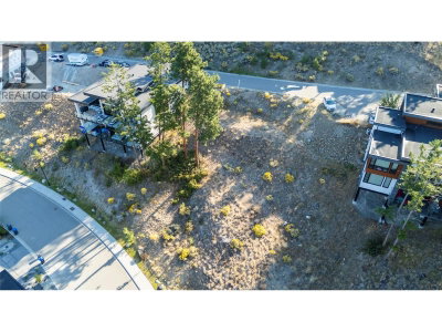 3340 Black Pine Lane | Kelowna British Columbia | Slide Image Three