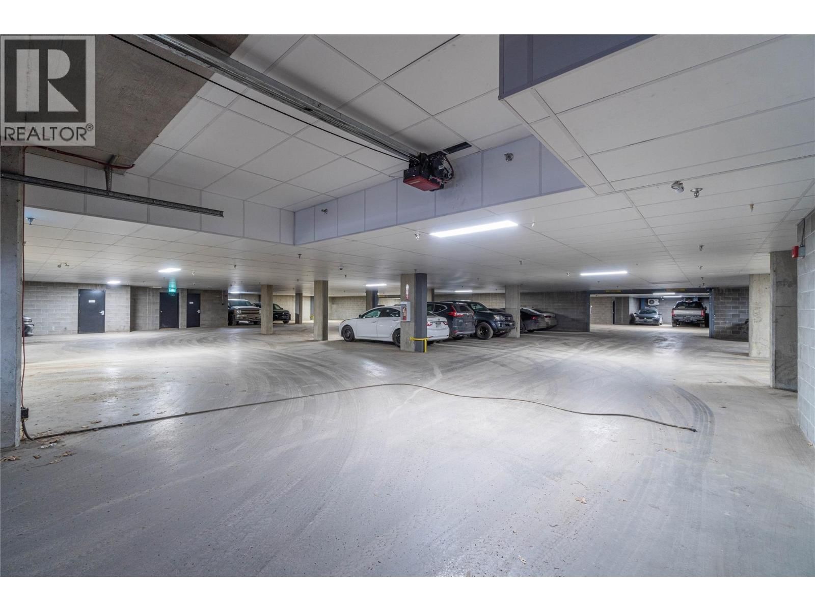 106 - 765 MCGILL ROAD Image 16