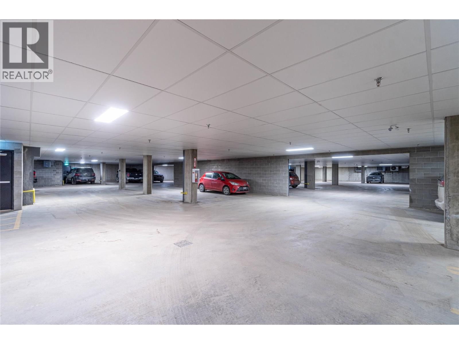 106 - 765 MCGILL ROAD Image 9