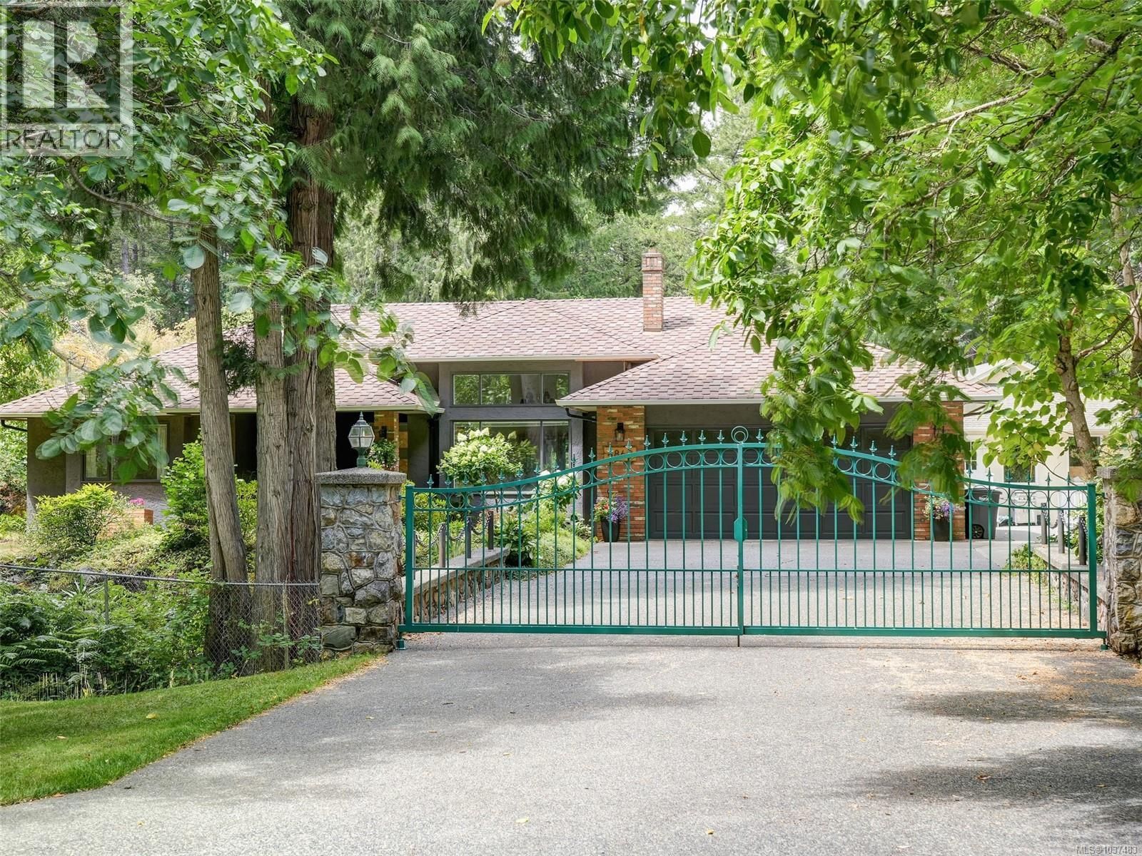 4860 Excelsior Road property photo