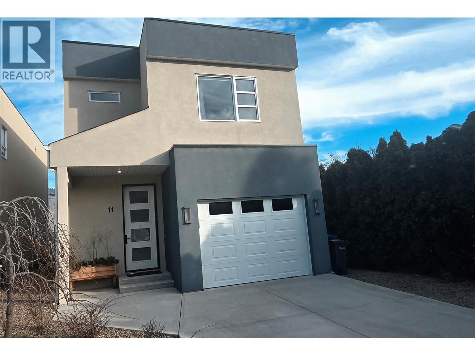 11 RAVEN COURT Image 1