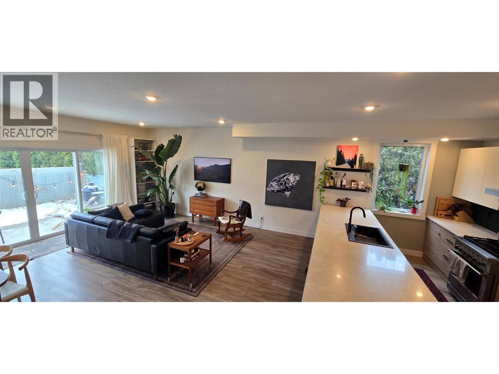 11 RAVEN COURT Image 11