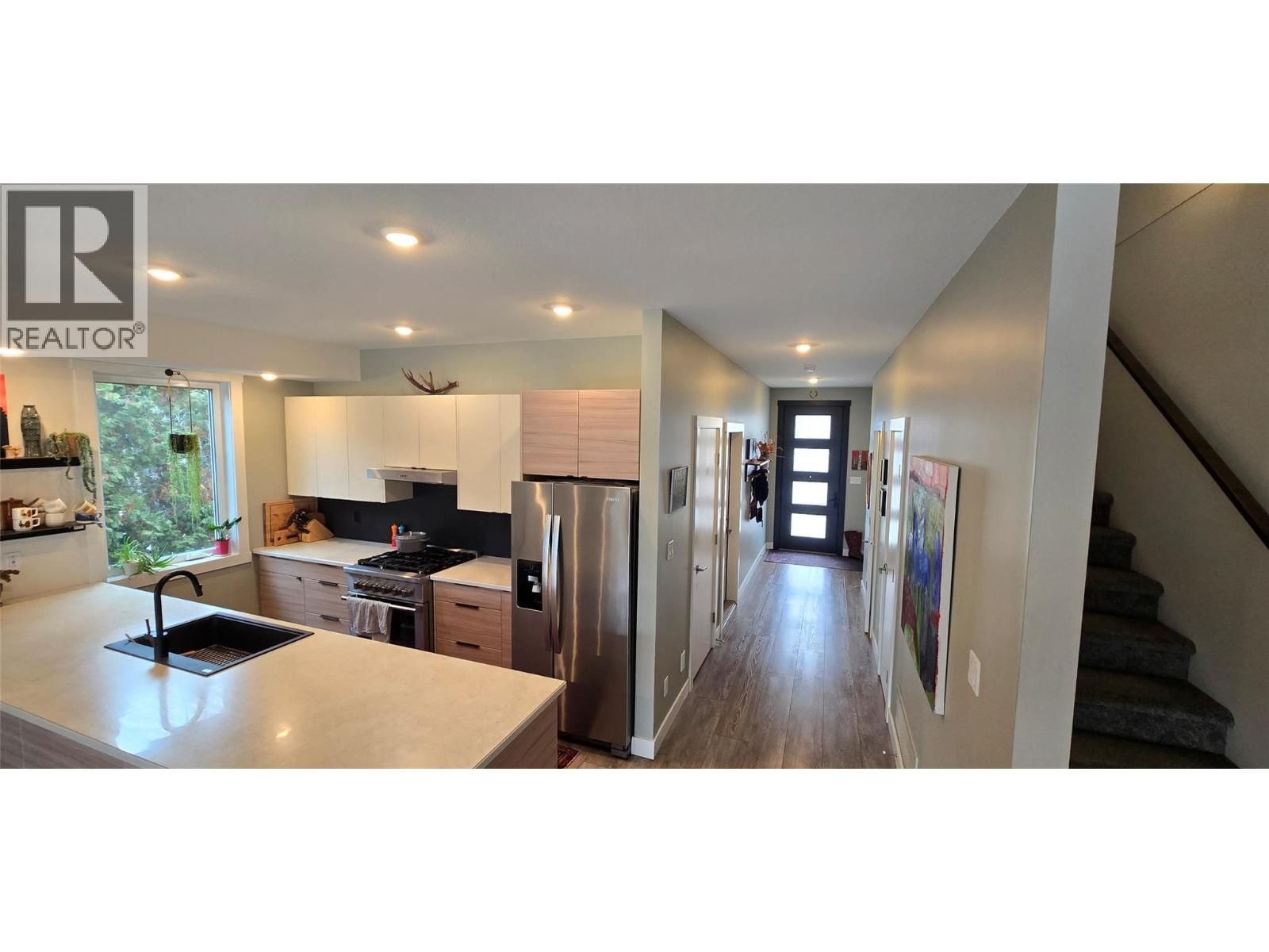 11 RAVEN COURT Image 16