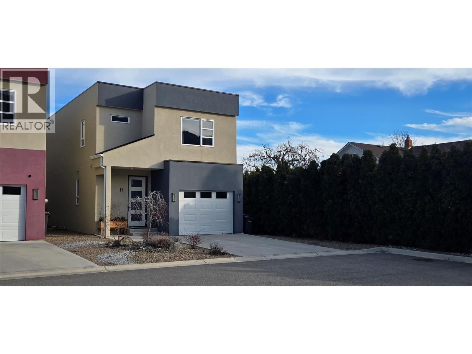 11 RAVEN COURT Image 2