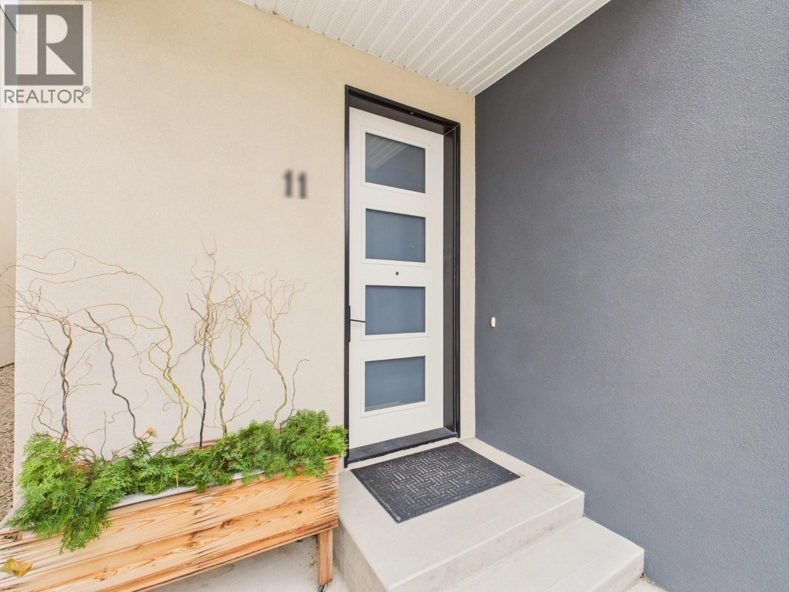 11 RAVEN COURT Image 38