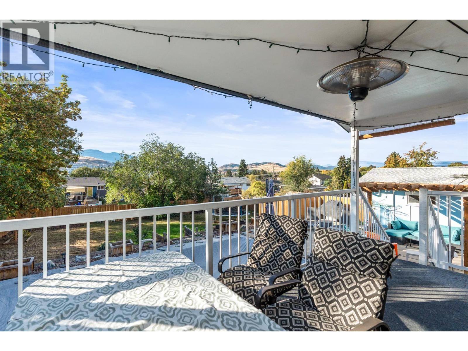 1400 30 AVENUE Image 13