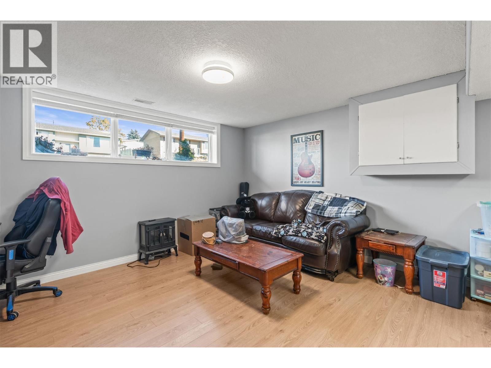 1400 30 AVENUE Image 28