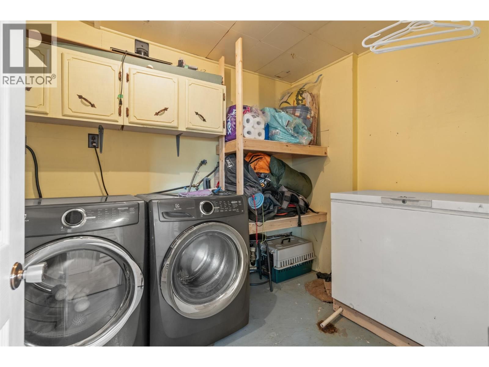 1400 30 AVENUE Image 34