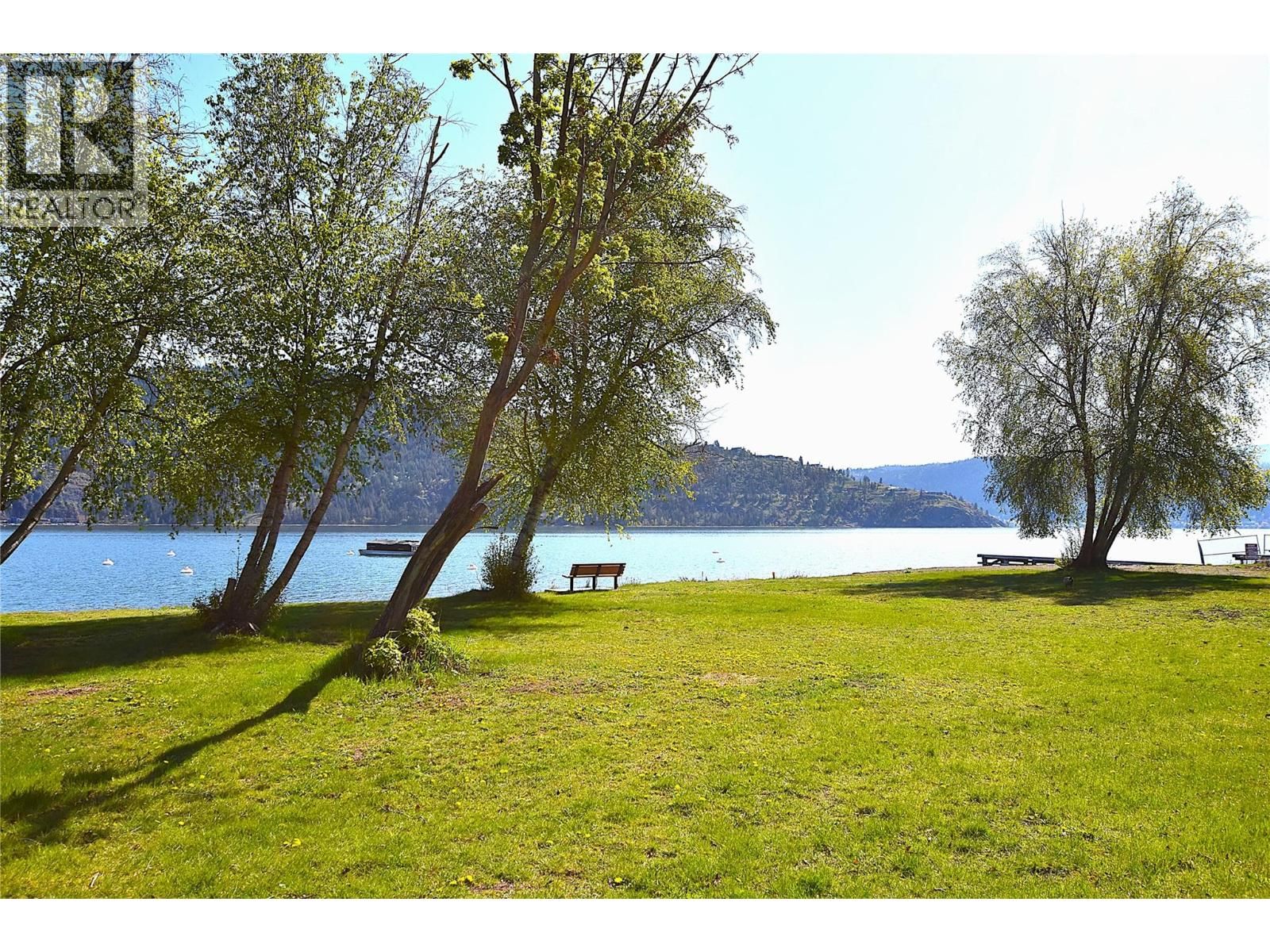 145 FALCON AVENUE Image 63