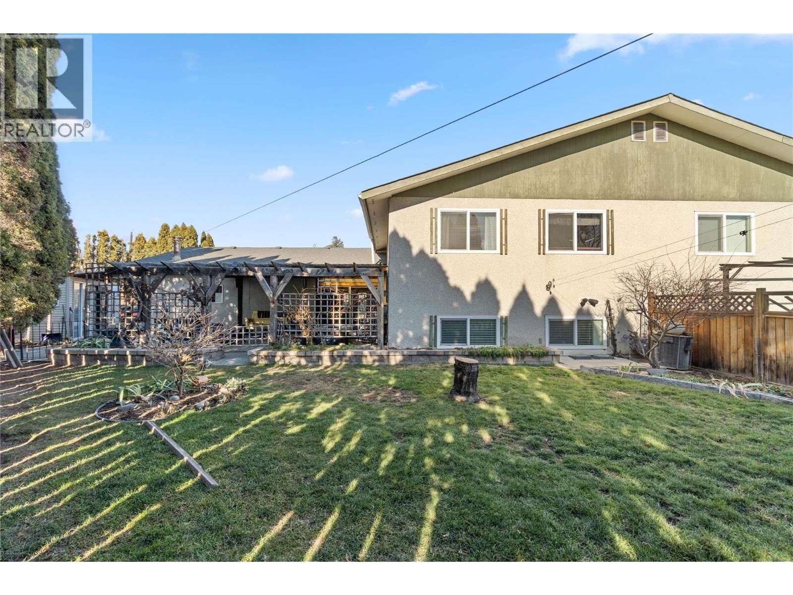 224 CYPRESS AVENUE Image 33